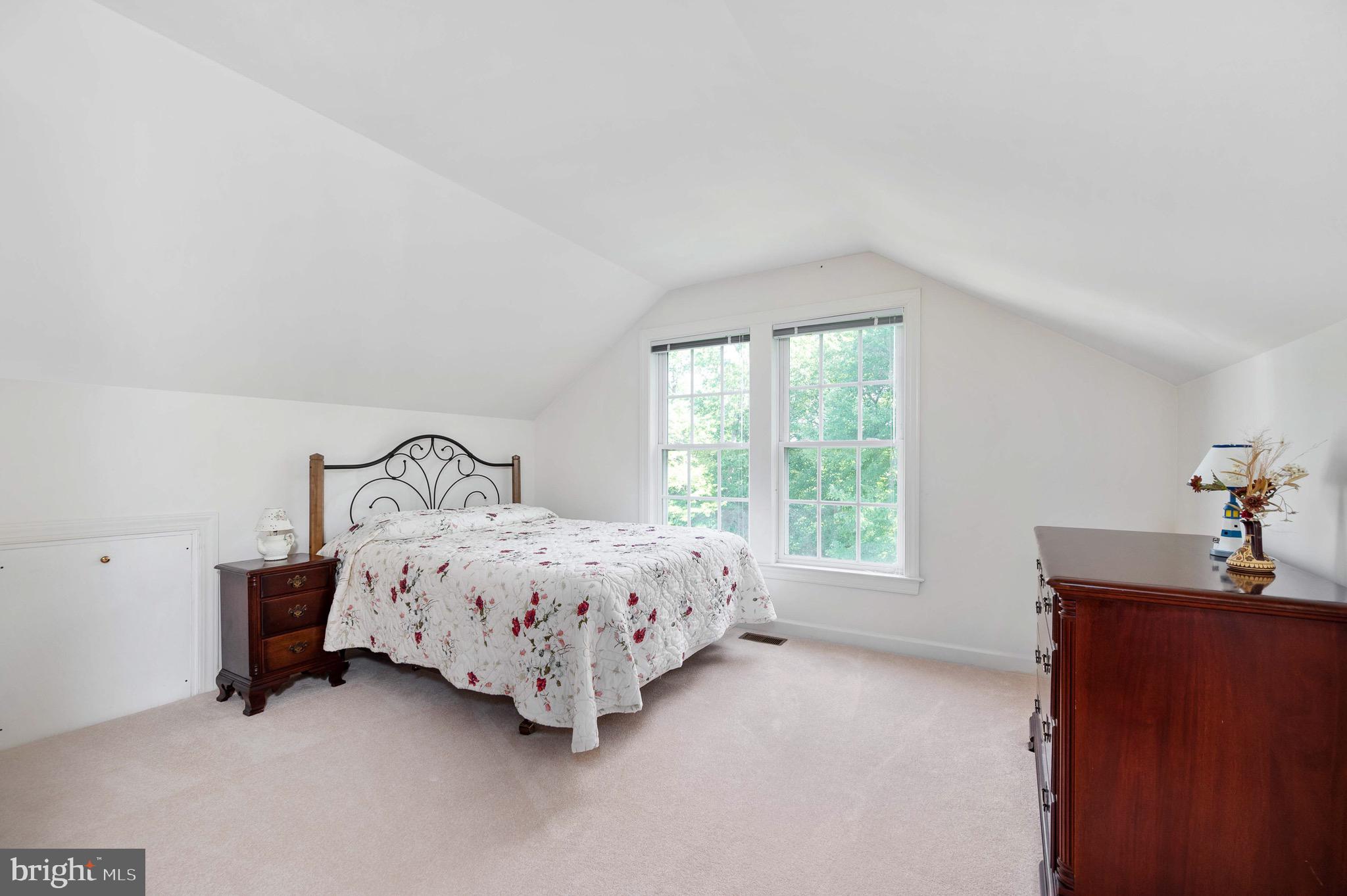 BROOKSIDE - Residential