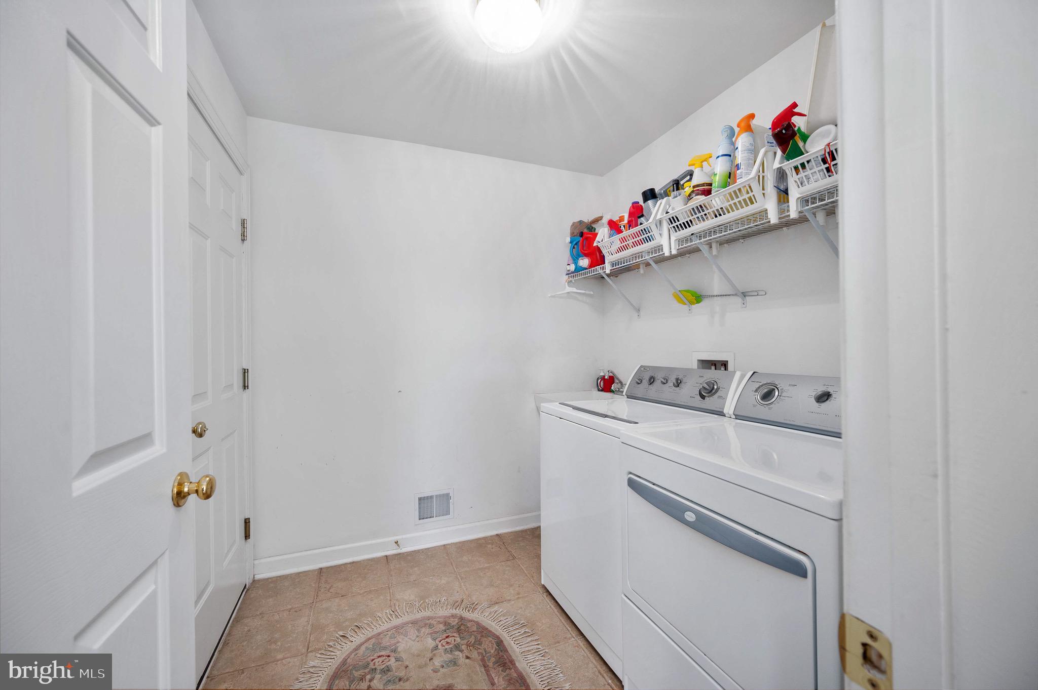 BROOKSIDE - Residential