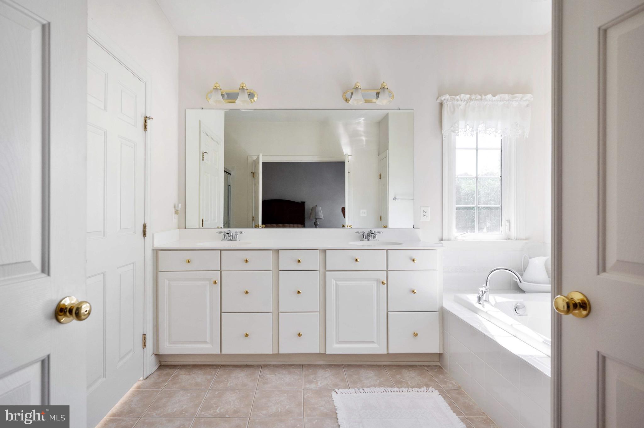 BROOKSIDE - Residential