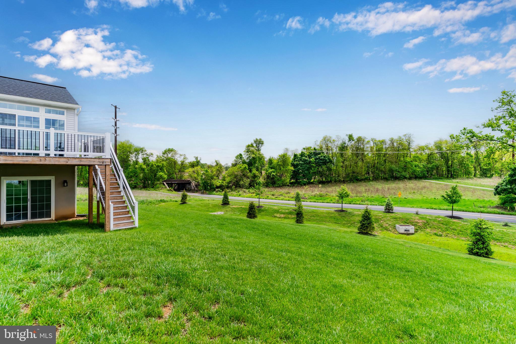 AUTUMN CHASE - Residential