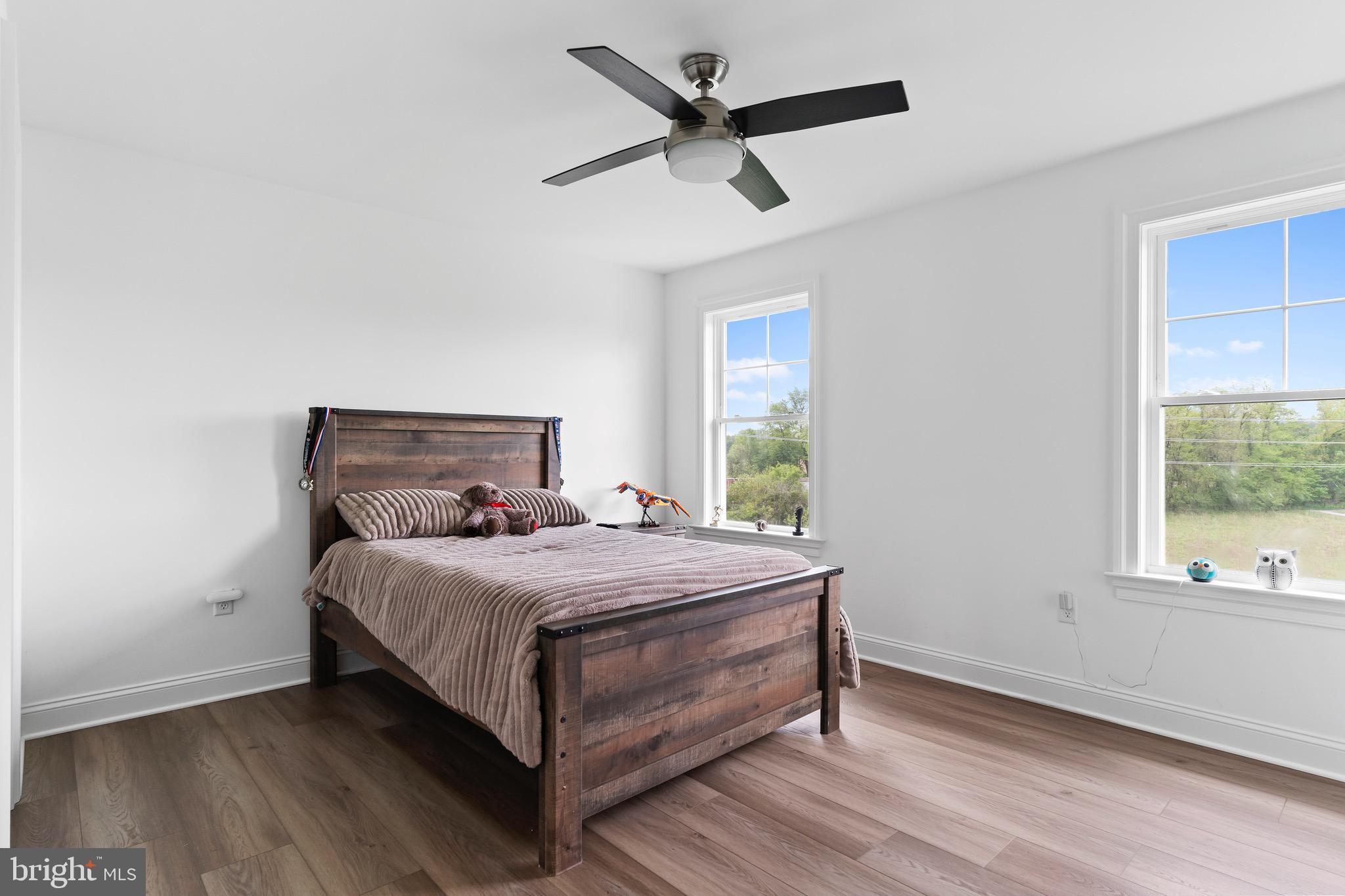 AUTUMN CHASE - Residential