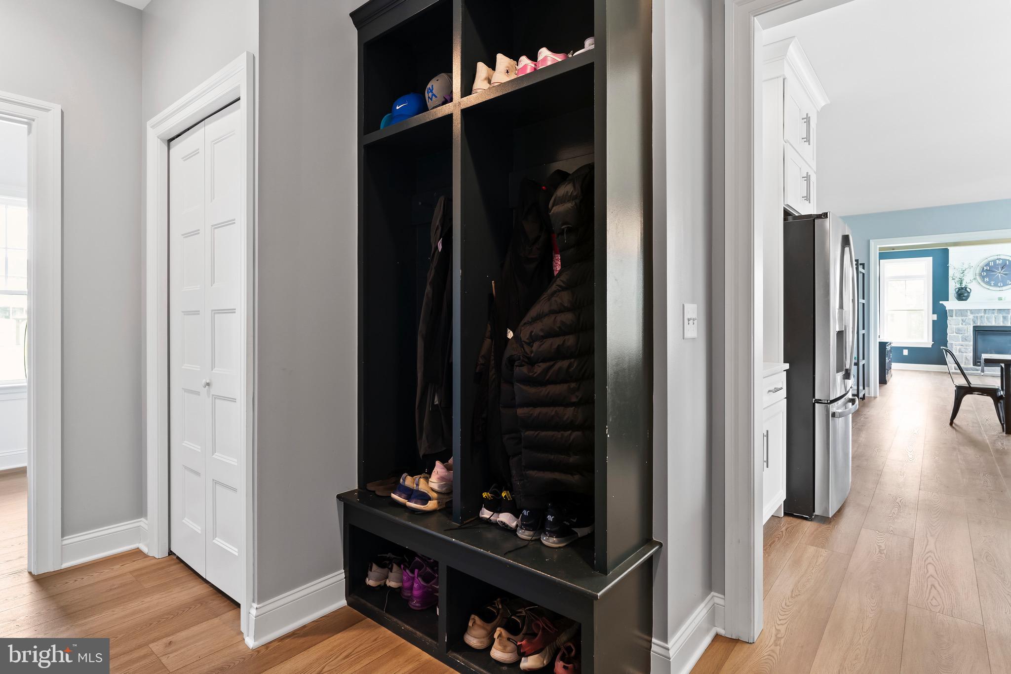 AUTUMN CHASE - Residential