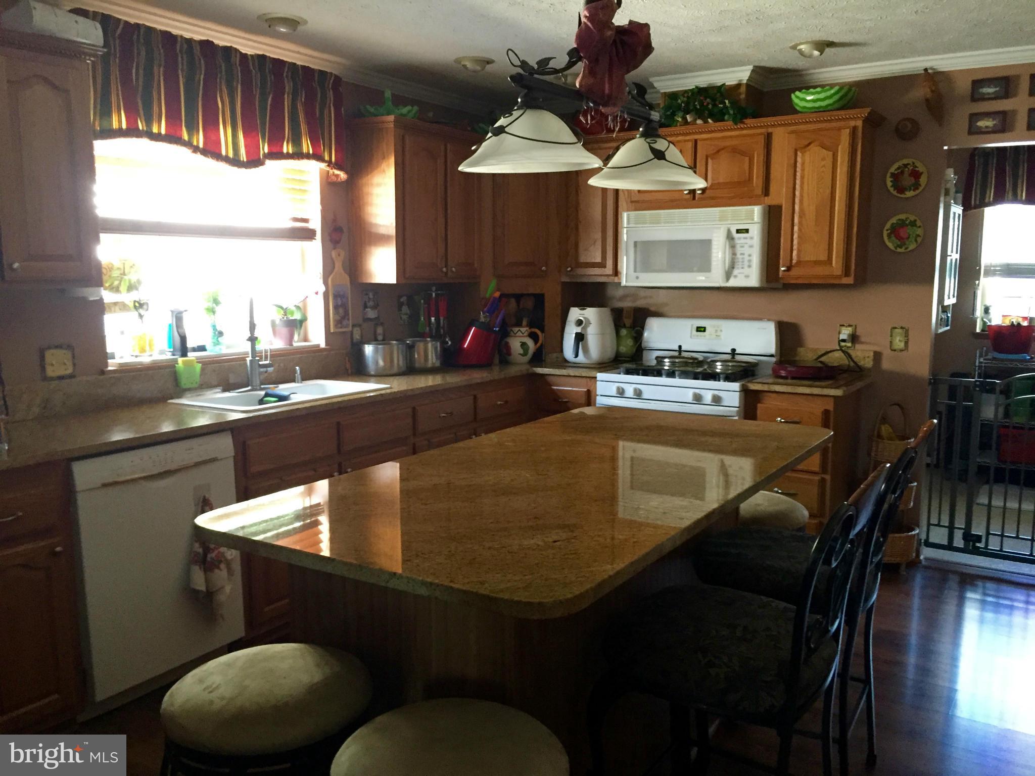 MEADOWS OF CHANTILLY - Residential