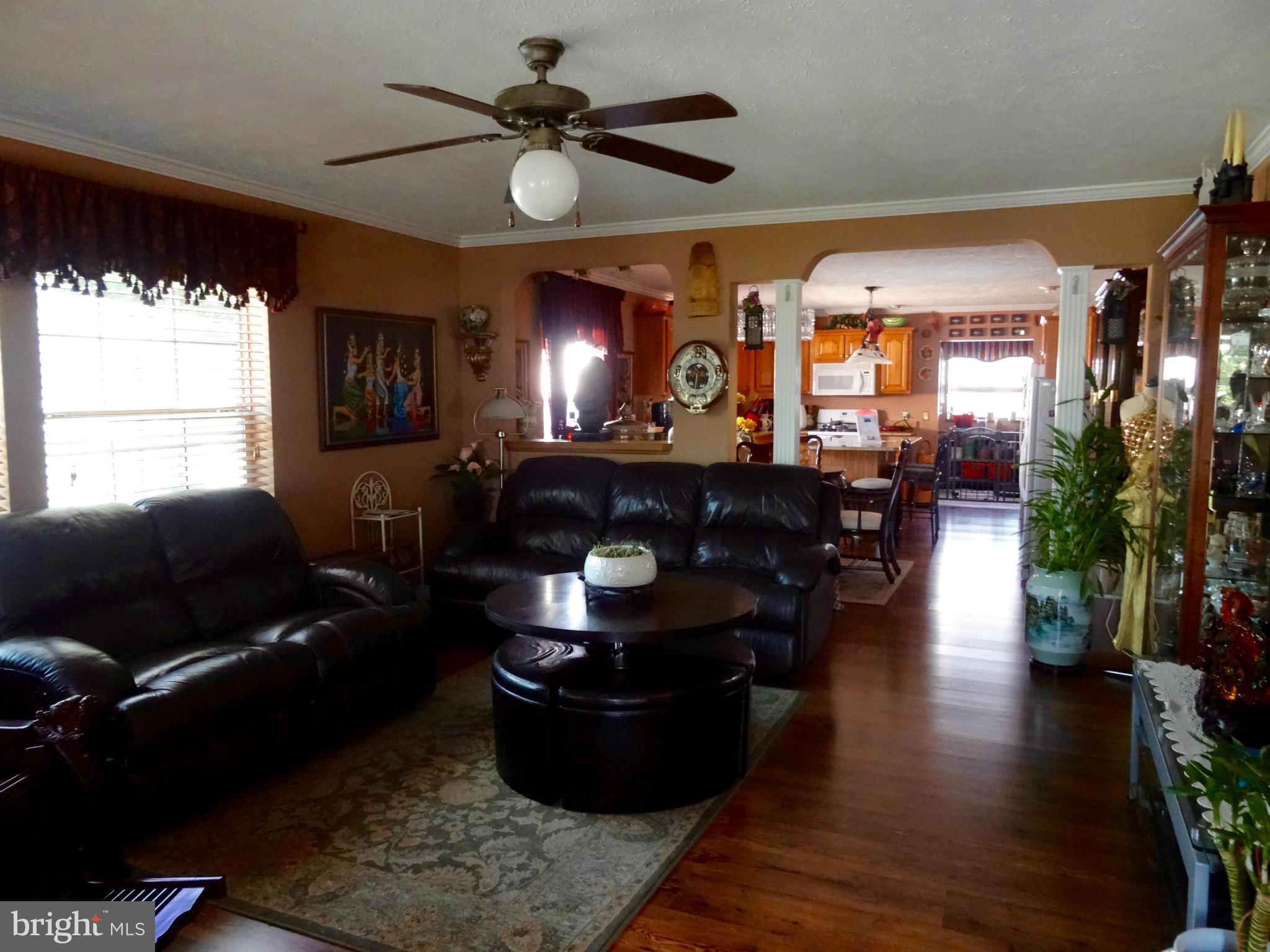 MEADOWS OF CHANTILLY - Residential