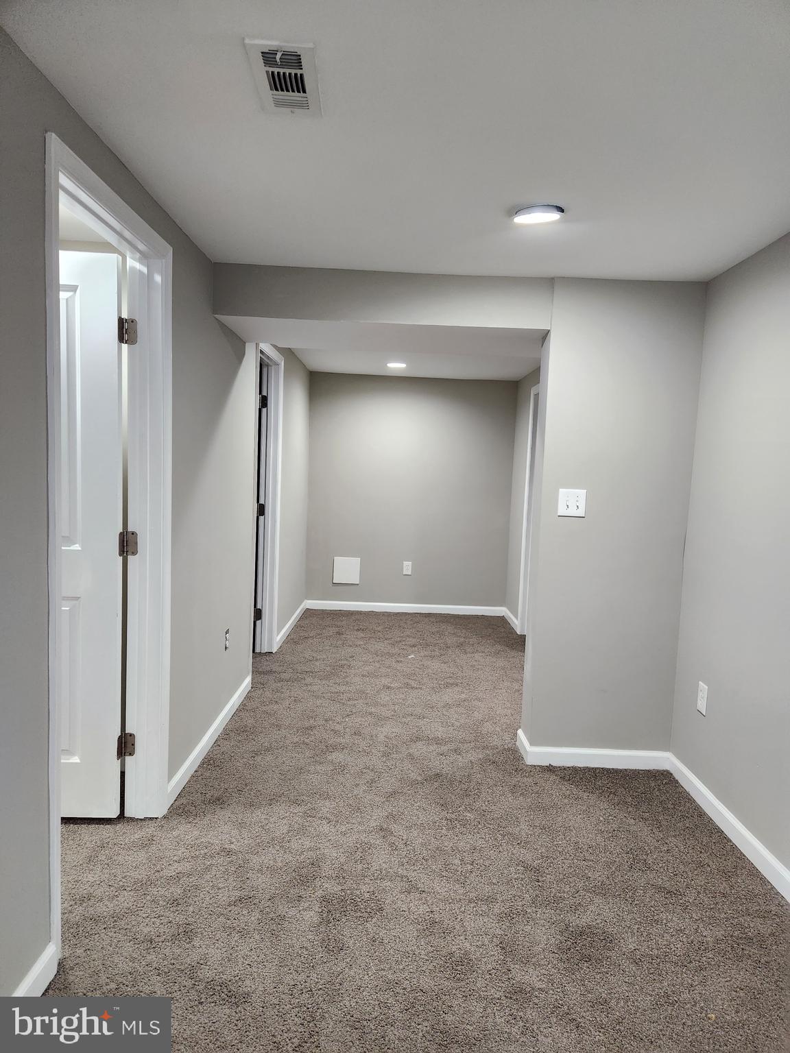 AUTH VILLAGE - Residential Lease