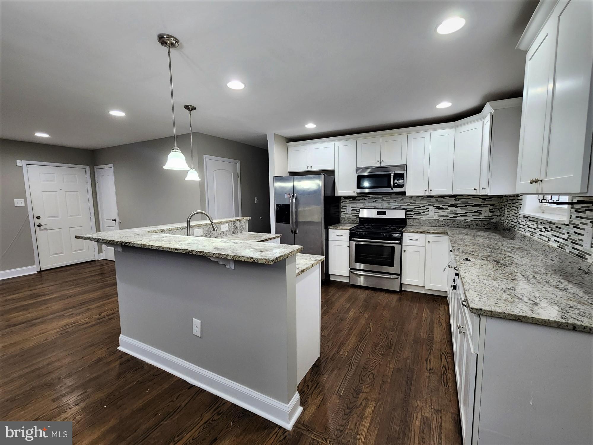 AUTH VILLAGE - Residential Lease