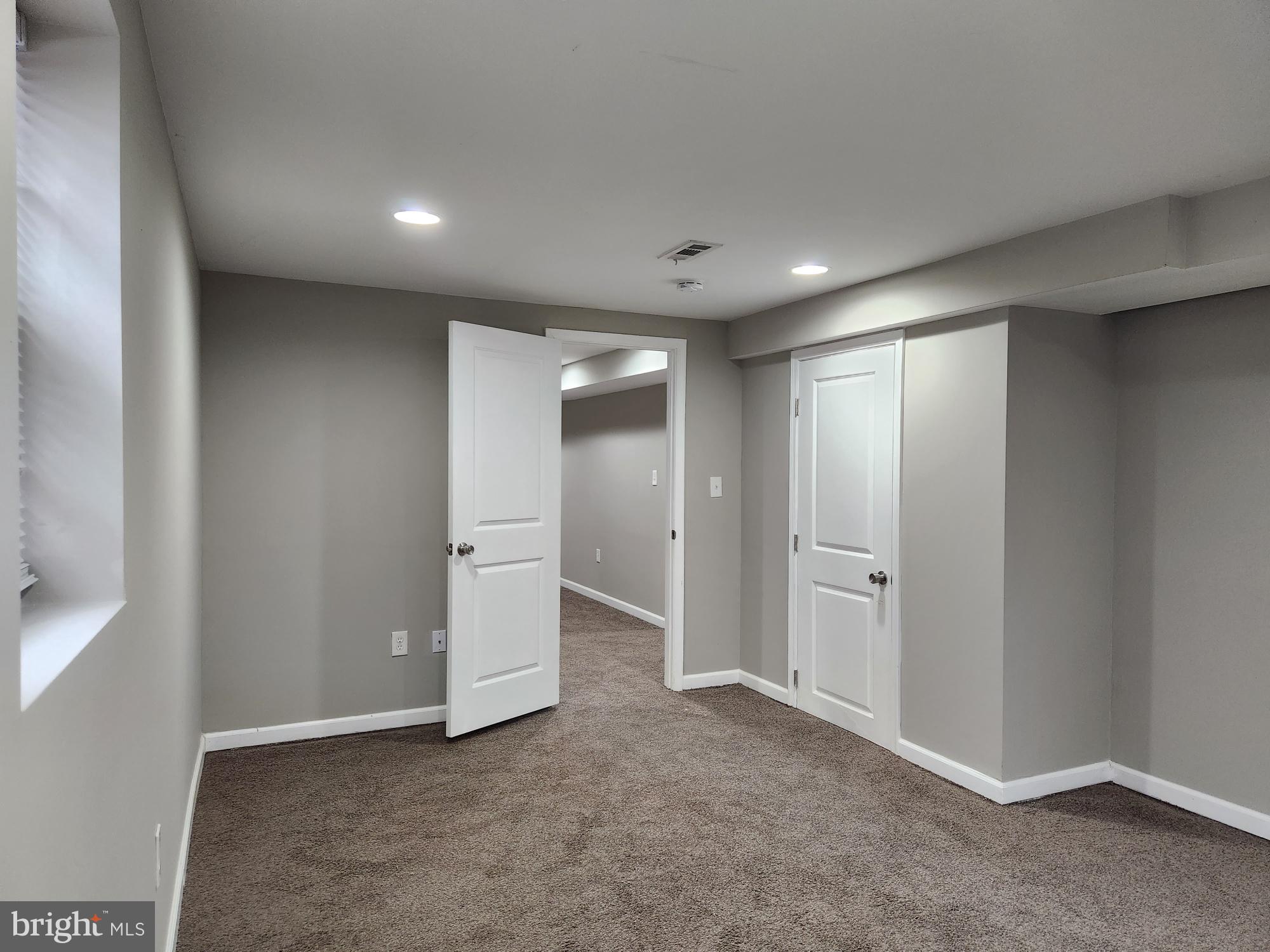 AUTH VILLAGE - Residential Lease