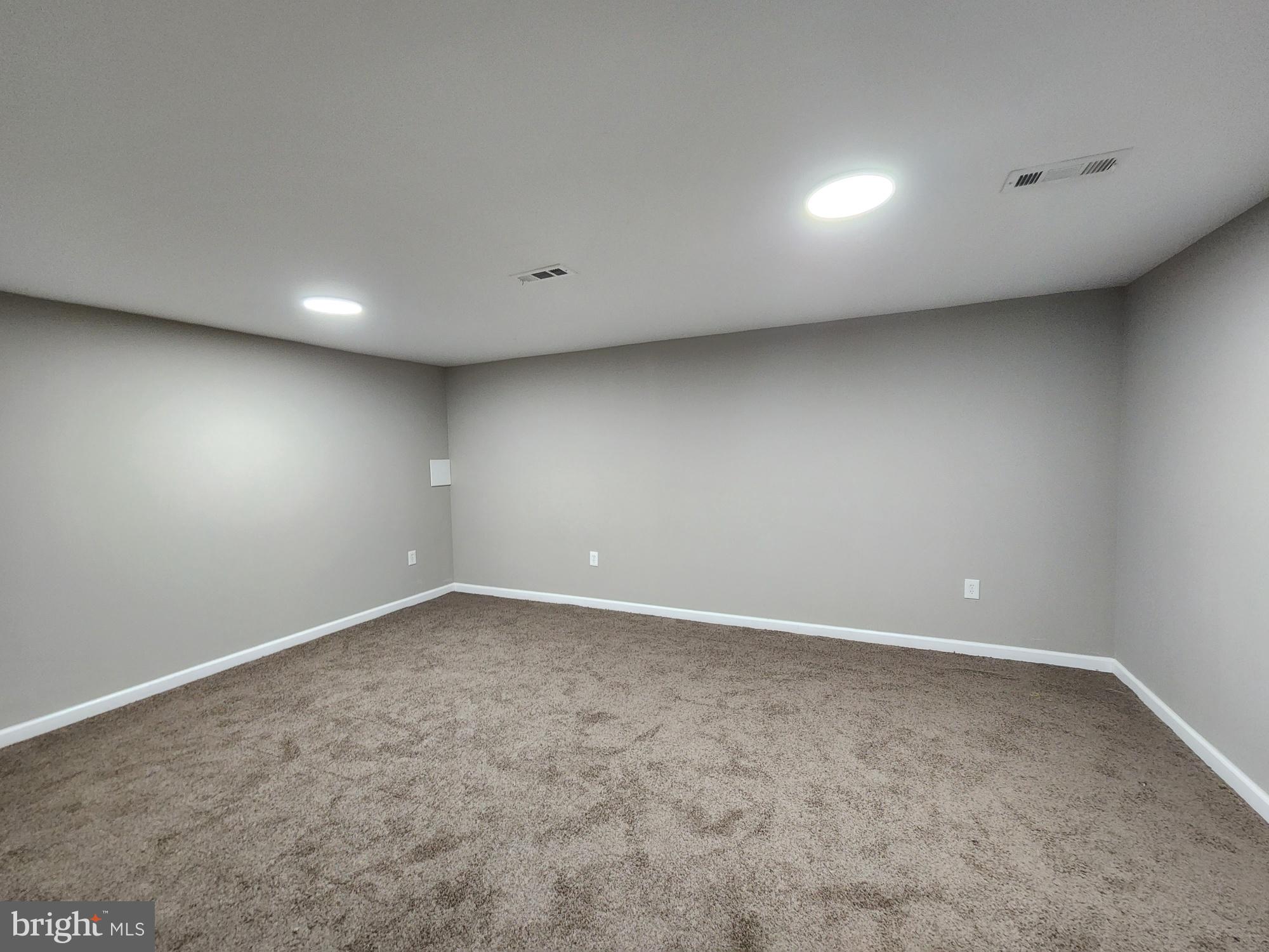 AUTH VILLAGE - Residential Lease