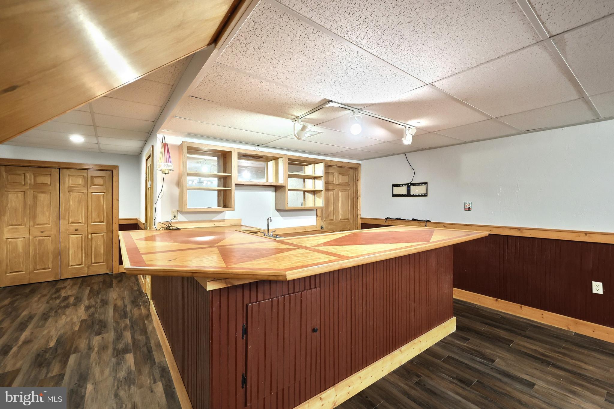 LAKE MEADE - Residential