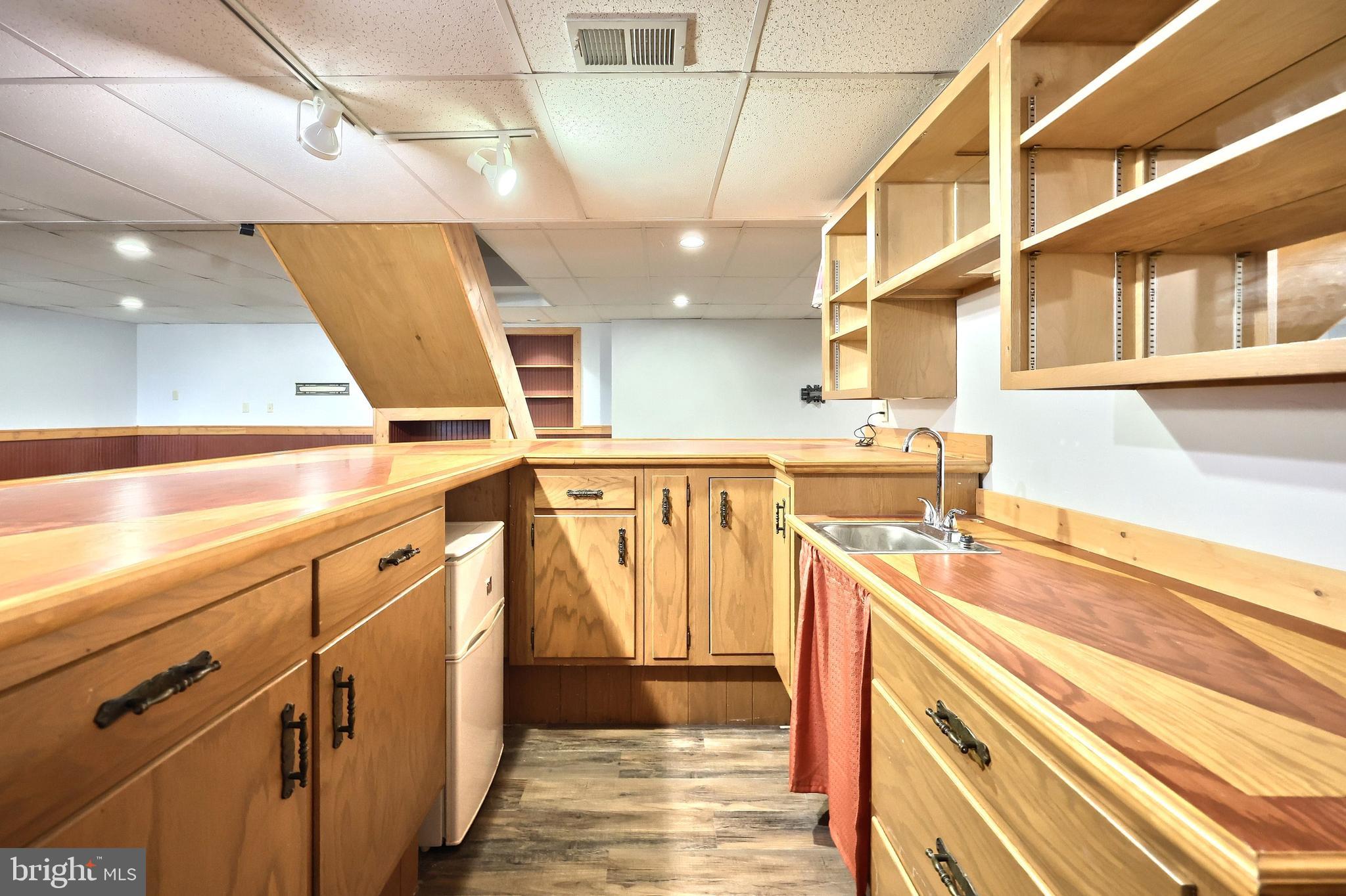 LAKE MEADE - Residential