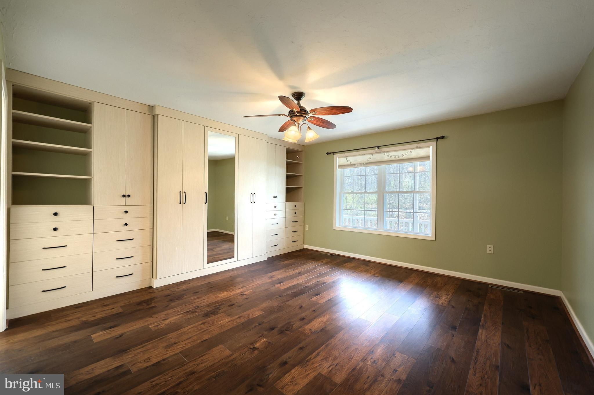 LAKE MEADE - Residential