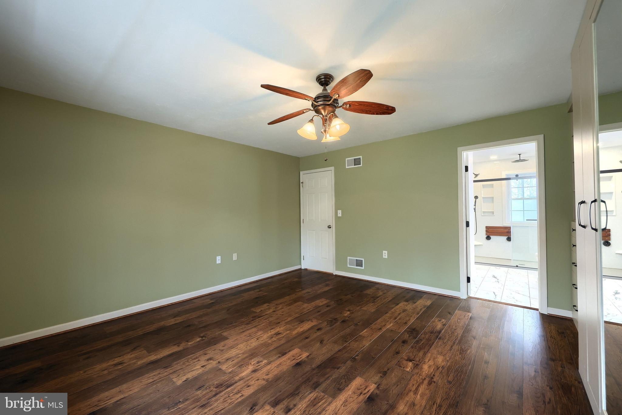 LAKE MEADE - Residential