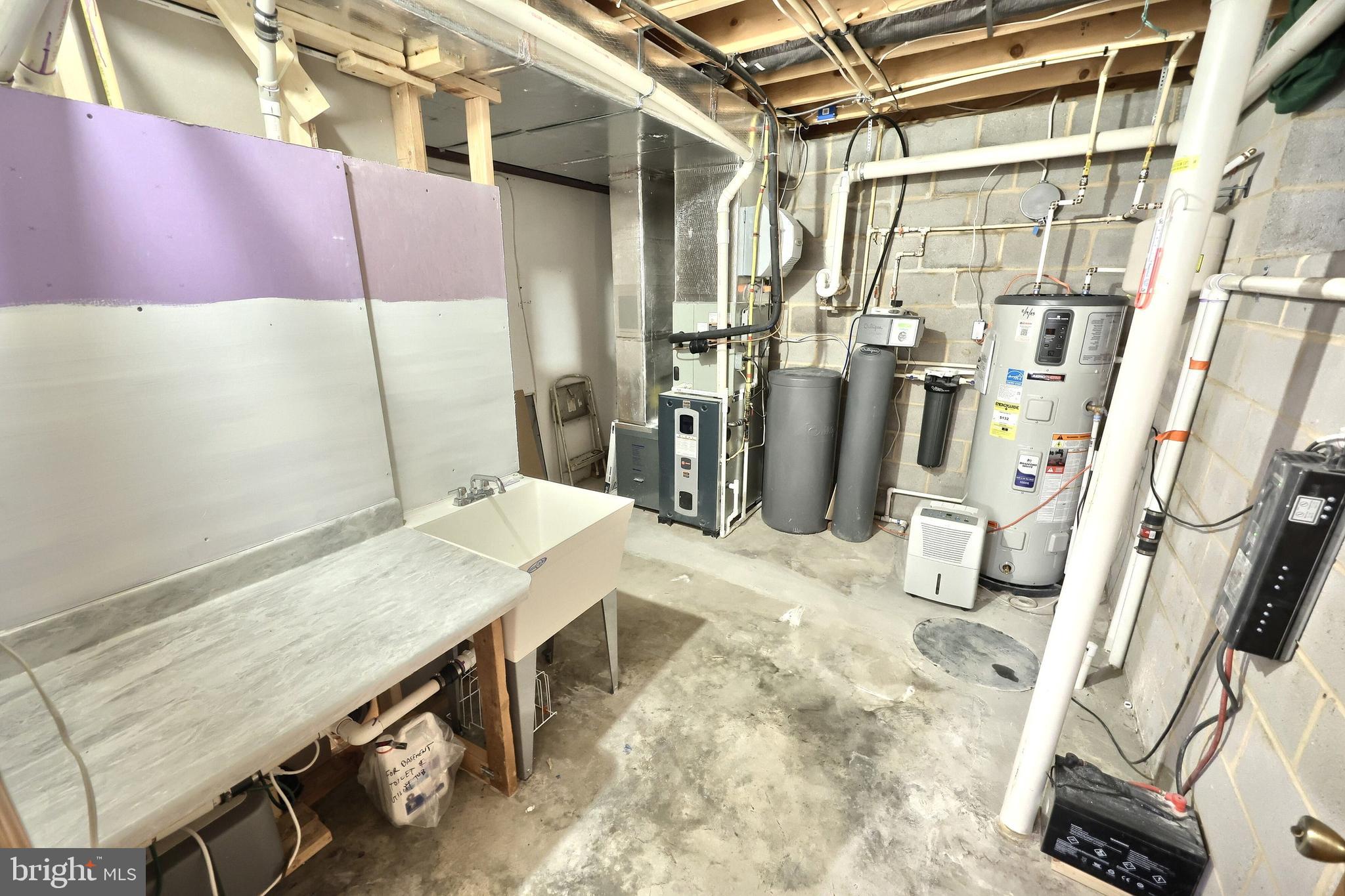 LAKE MEADE - Residential