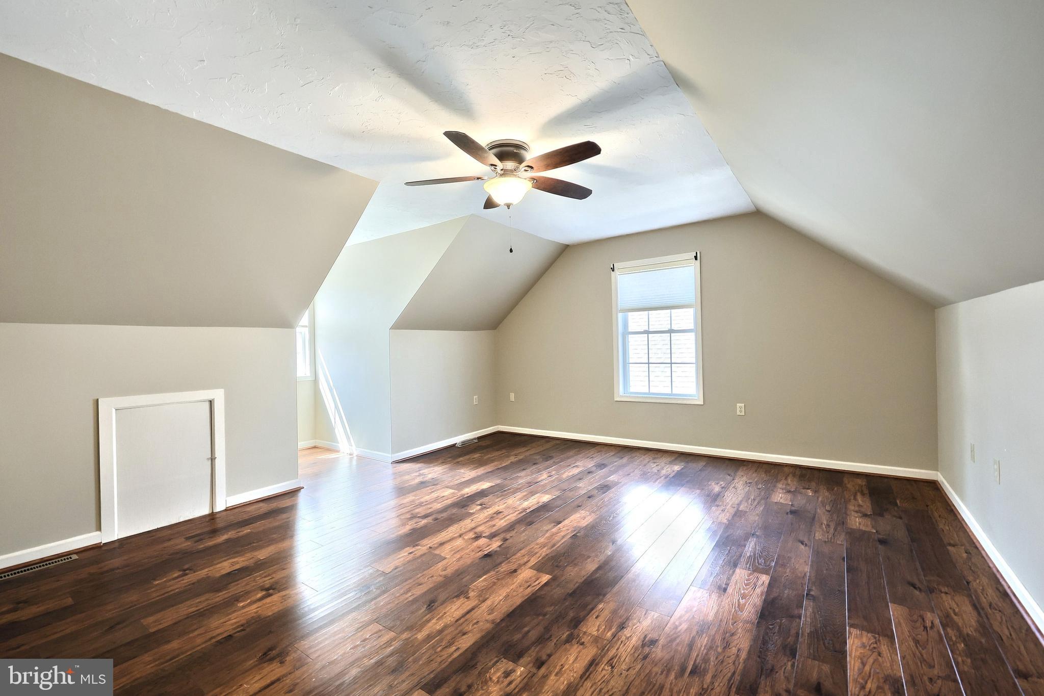 LAKE MEADE - Residential