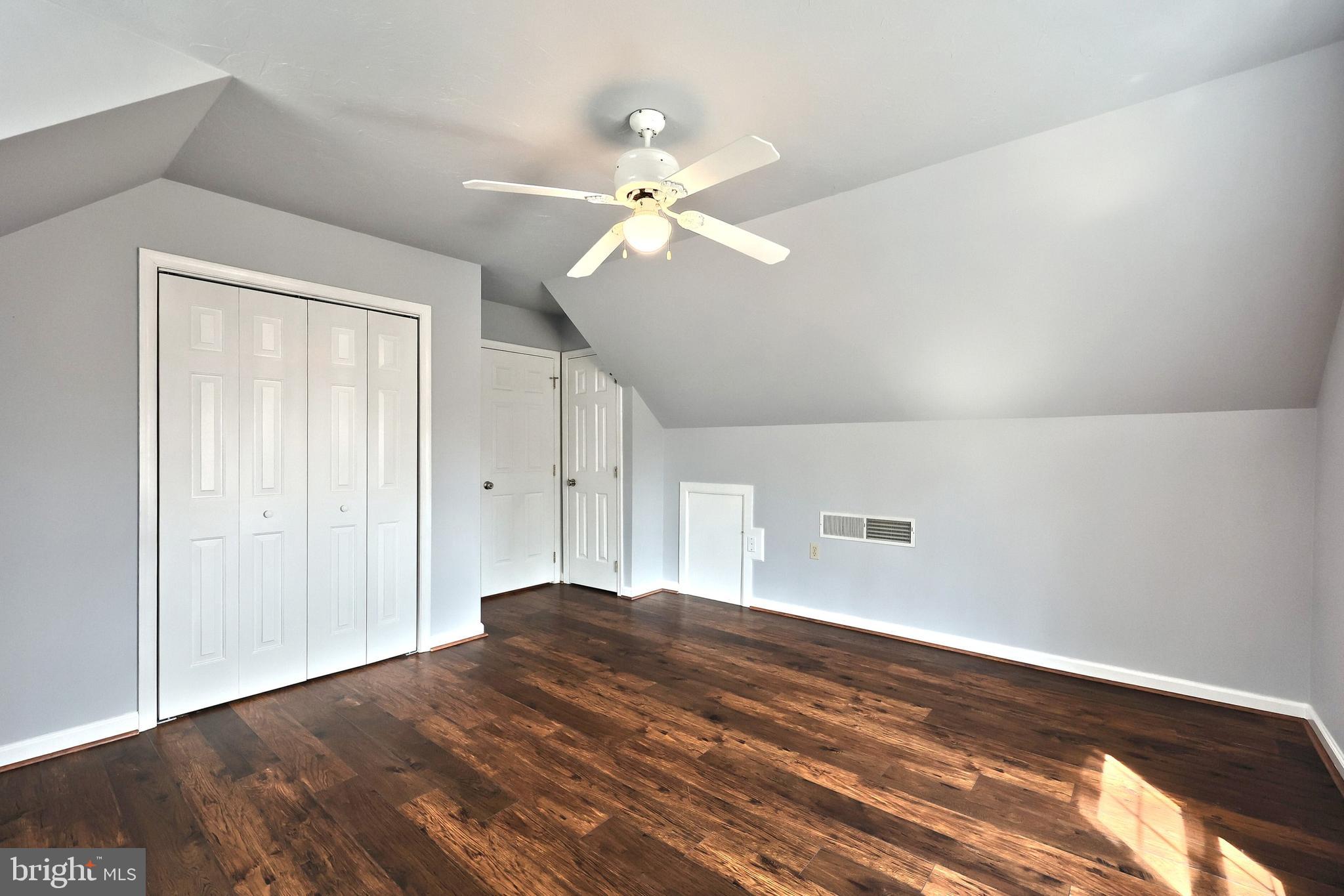 LAKE MEADE - Residential