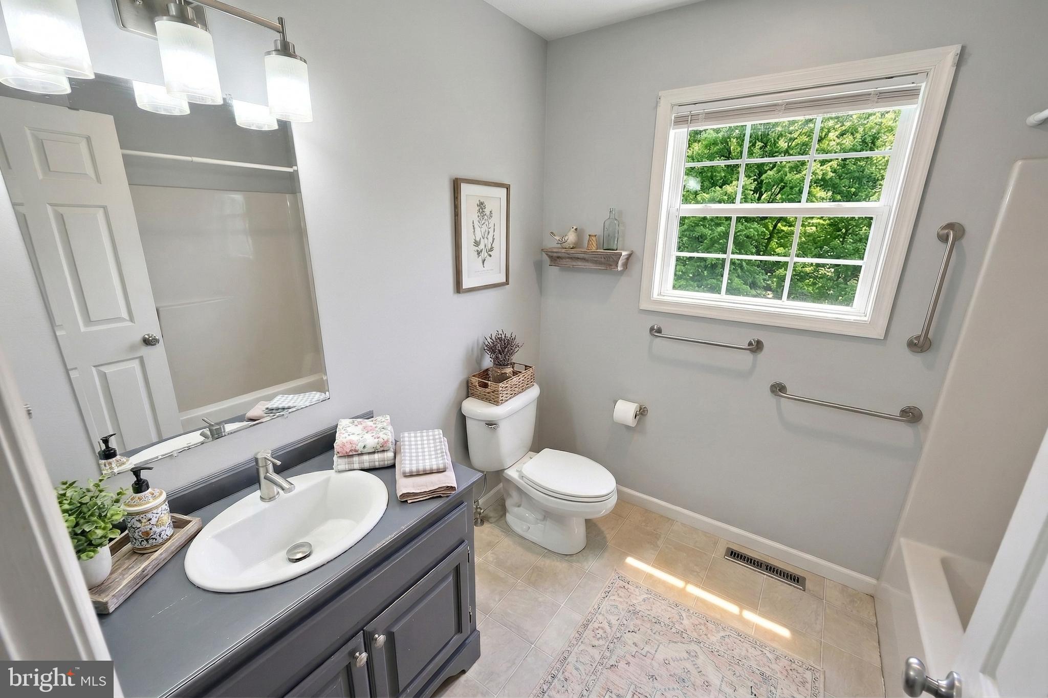 LAKE MEADE - Residential