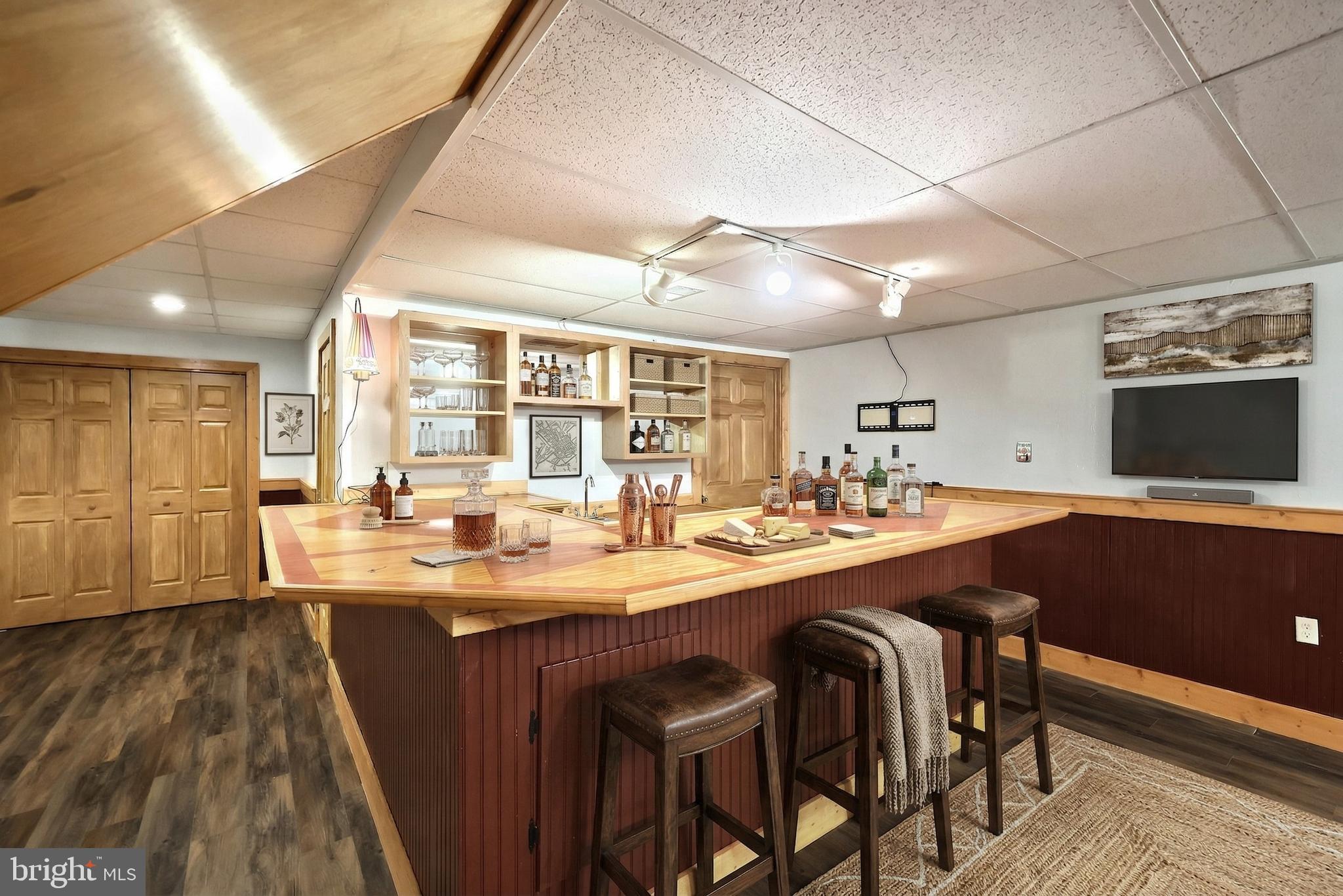 LAKE MEADE - Residential