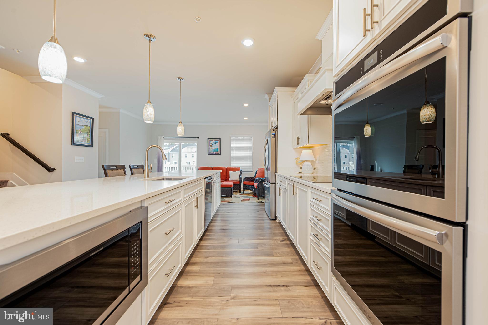 12437 OAK LEAF LANE 6