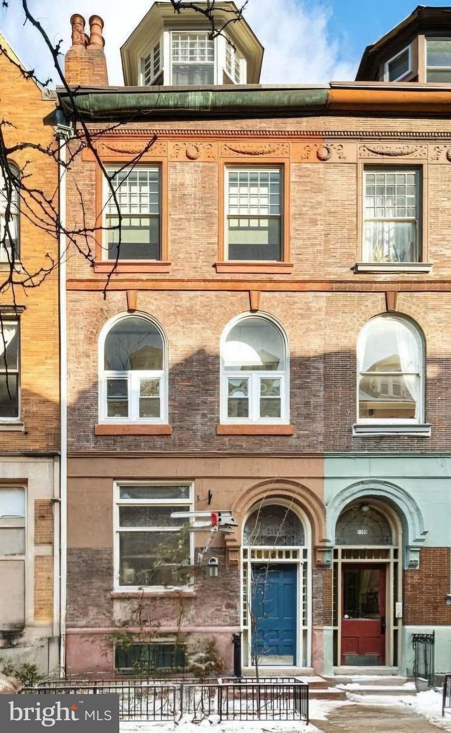 This stylish, modern bi-level condo in desirable Washington Square West offers one bedroom, one beautifully remodeled bath, and a versatile bonus room. Bathed in southern light from a dramatic 6-foot wide by 10-foot high picture window, the first-floor living room features LVP flooring, recessed lighting, a new ceiling fan, and a convenient coat closet. The updated kitchen boasts quartz countertops, a tiled backsplash, ample cabinet space, and new stainless steel appliances (refrigerator, built-in microwave, and dishwasher).

The lower level houses the bedroom with two closets, a bonus room perfect for a home office, gym, or yoga studio, and a 4-foot laundry closet with a new washer/dryer. The newly tiled bathroom offers built-in shelving and a window for natural light and ventilation.

This pet-friendly unit includes central air conditioning, updated fire alarms, and new mailboxes. With an exceptional Walk Score of 99, it's a Walker's Paradise, just a 4-minute walk to PATCO, SEPTA and Jefferson Hospital, and steps from Seger Playground, Antique Row, popular restaurants like Mixto and Dirty Frank's, and convenient grocery stores like Acme and Whole Foods.

The condo fee covers water, common area maintenance, and building insurance. This is the last remaining unit—don't miss this unique opportunity! Schedule a showing today.