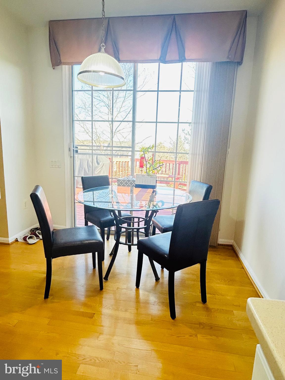 TALL OAKS - Residential