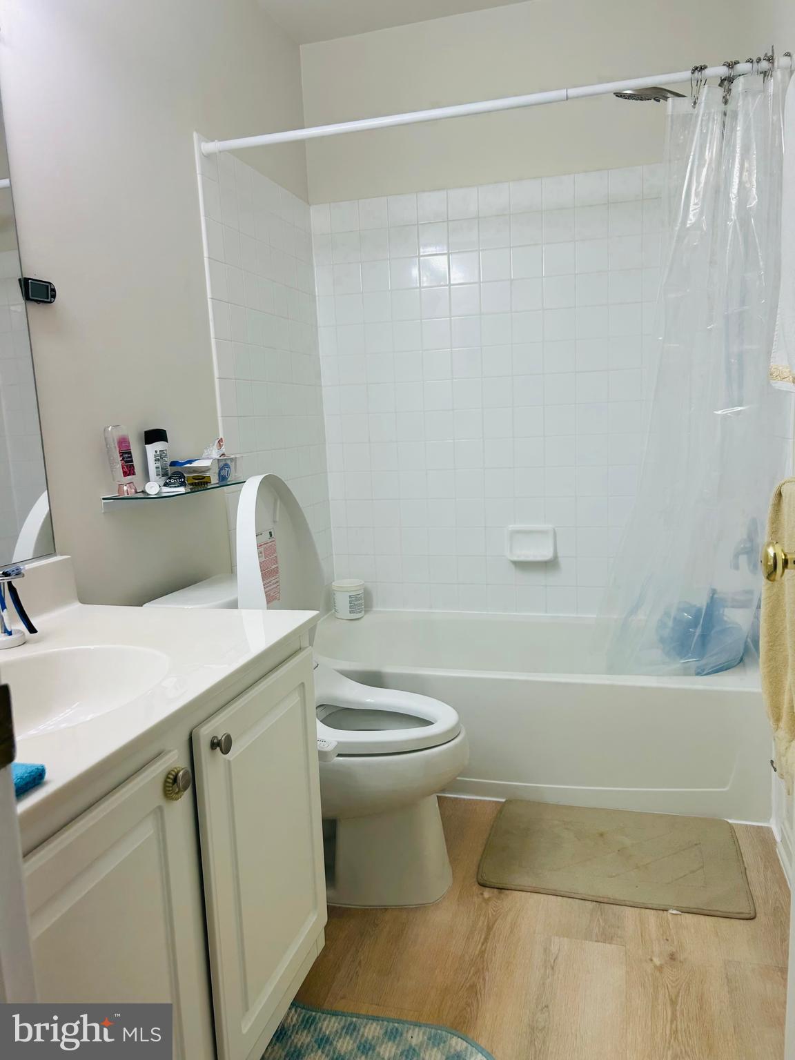 TALL OAKS - Residential