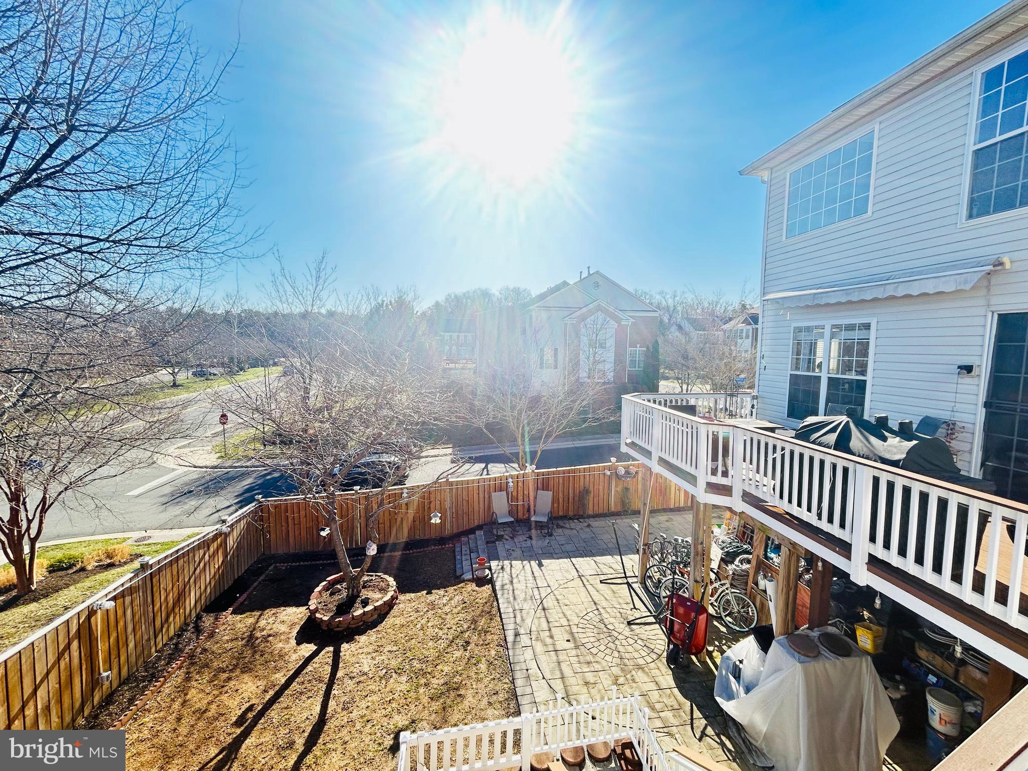 TALL OAKS - Residential