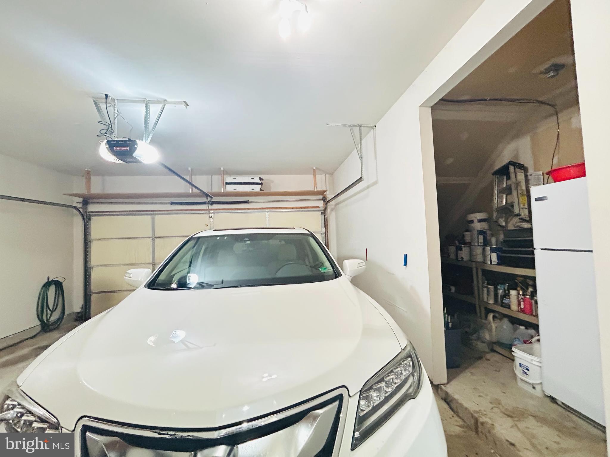 TALL OAKS - Residential