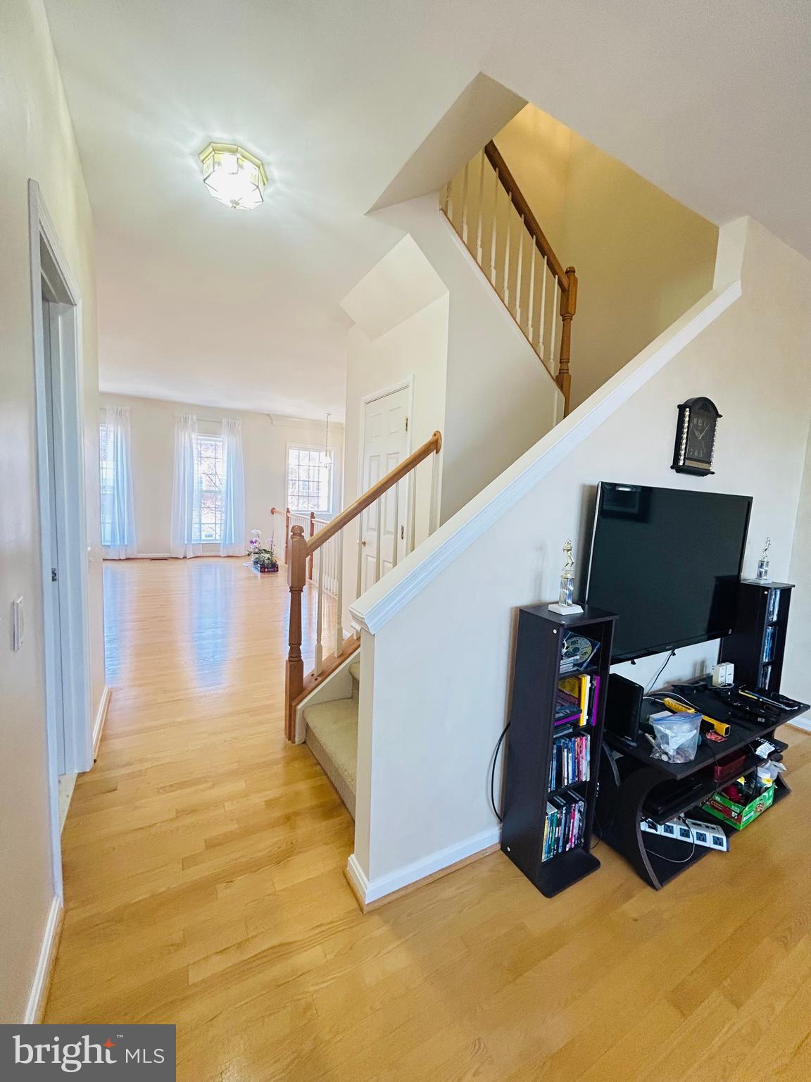 TALL OAKS - Residential