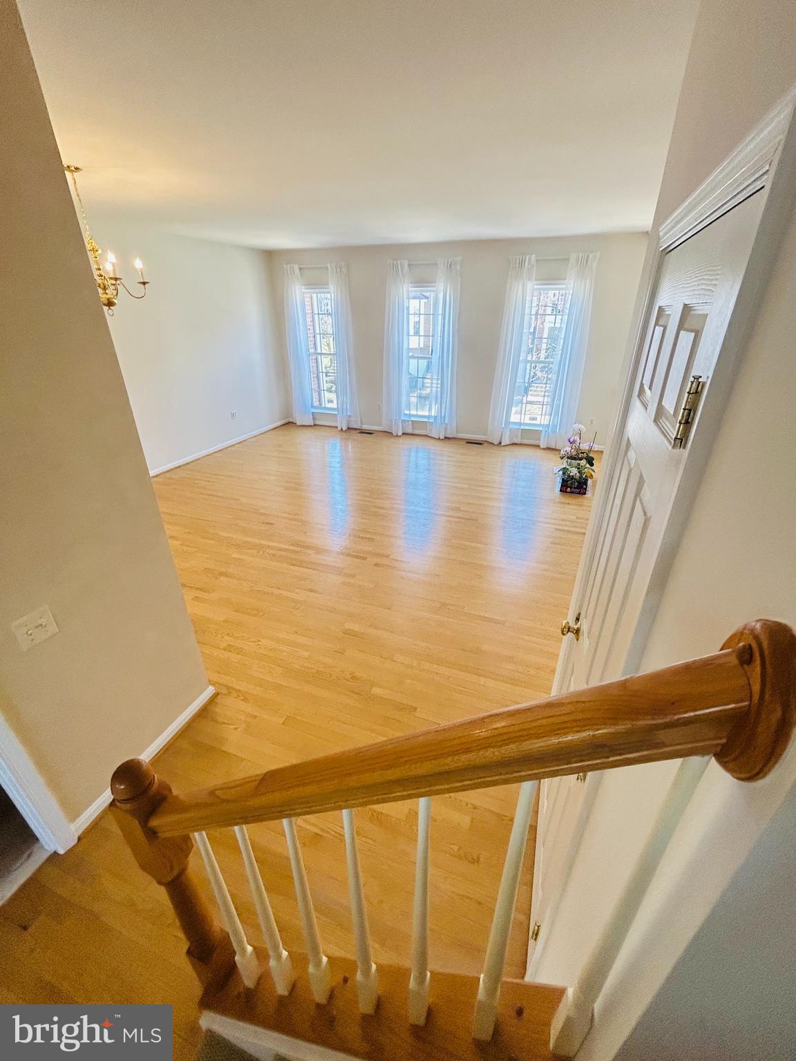 TALL OAKS - Residential