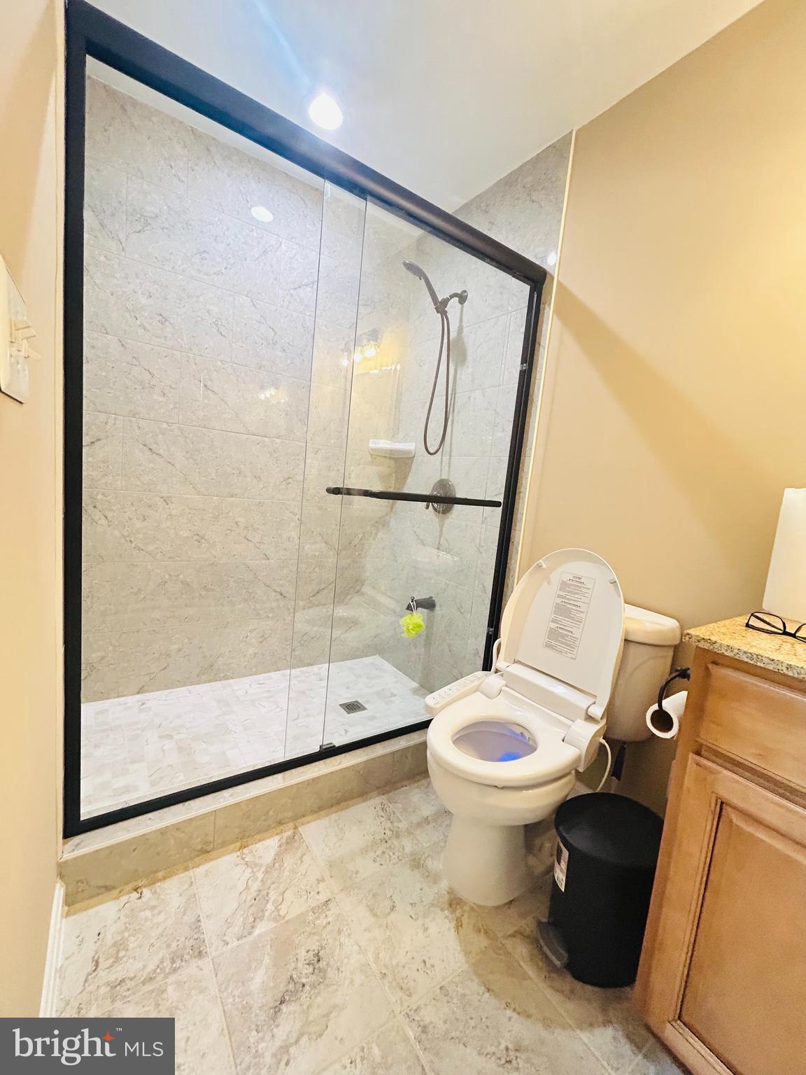 TALL OAKS - Residential