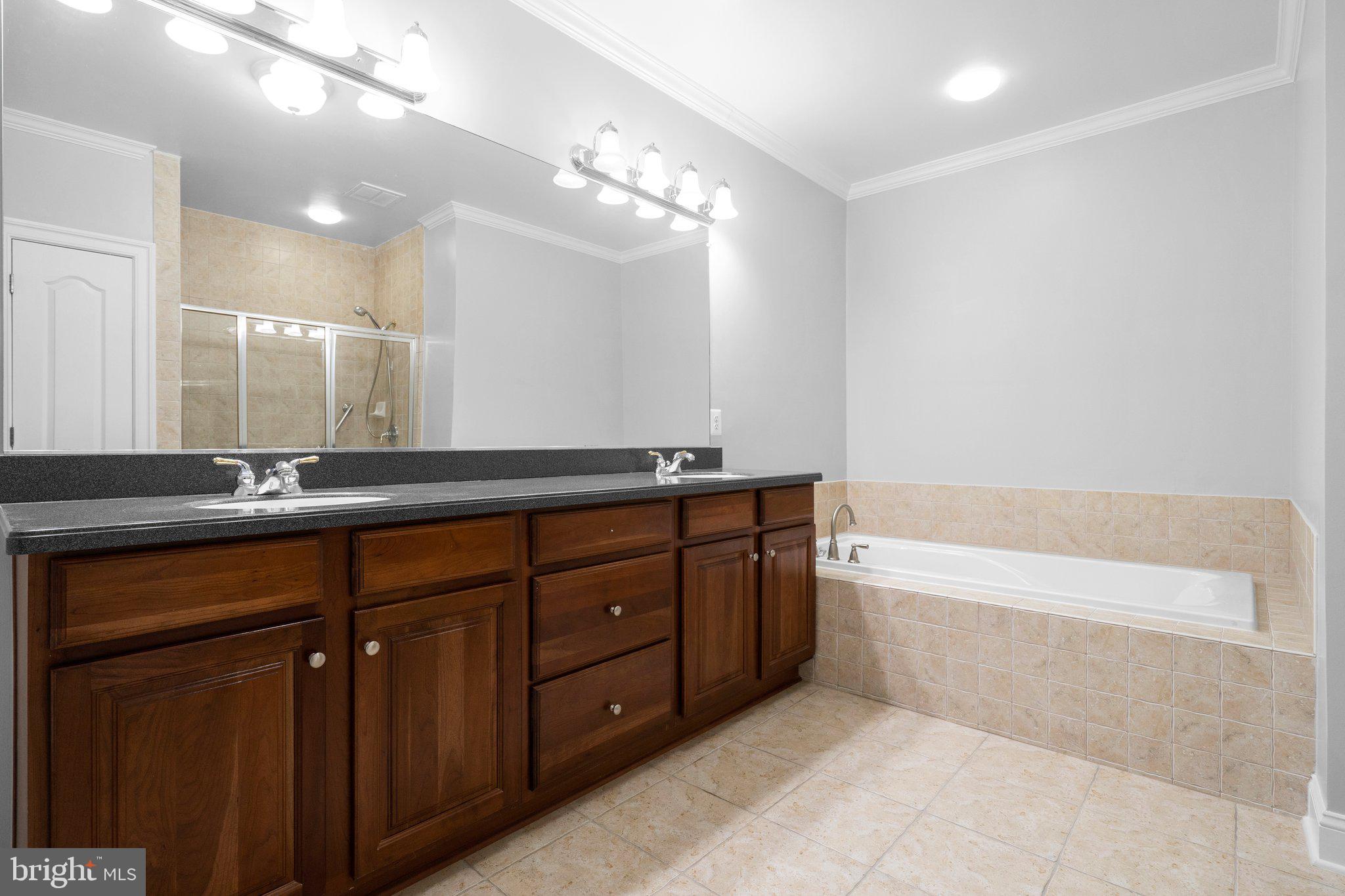 KING FARM BAILEYS COMMON - Residential