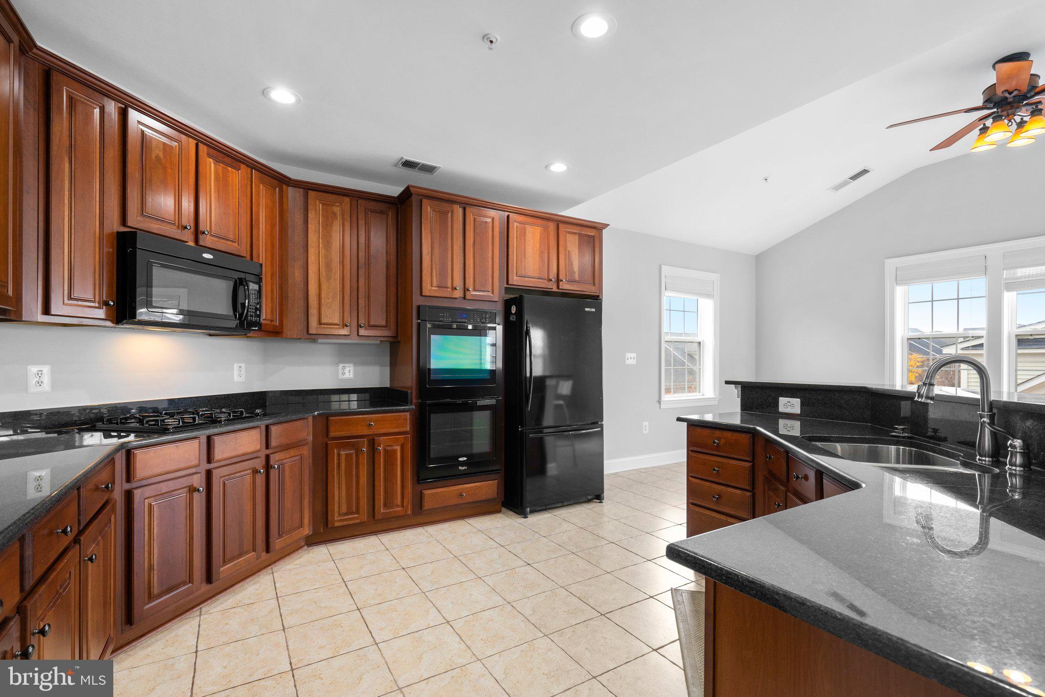 KING FARM BAILEYS COMMON - Residential