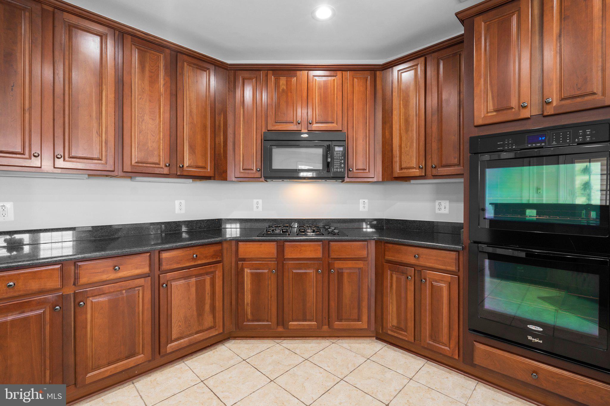 KING FARM BAILEYS COMMON - Residential