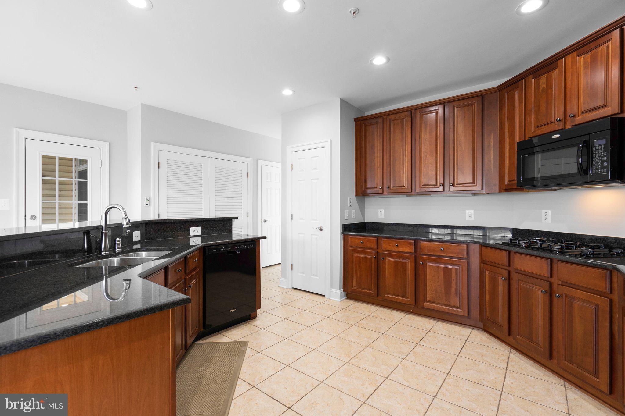 KING FARM BAILEYS COMMON - Residential