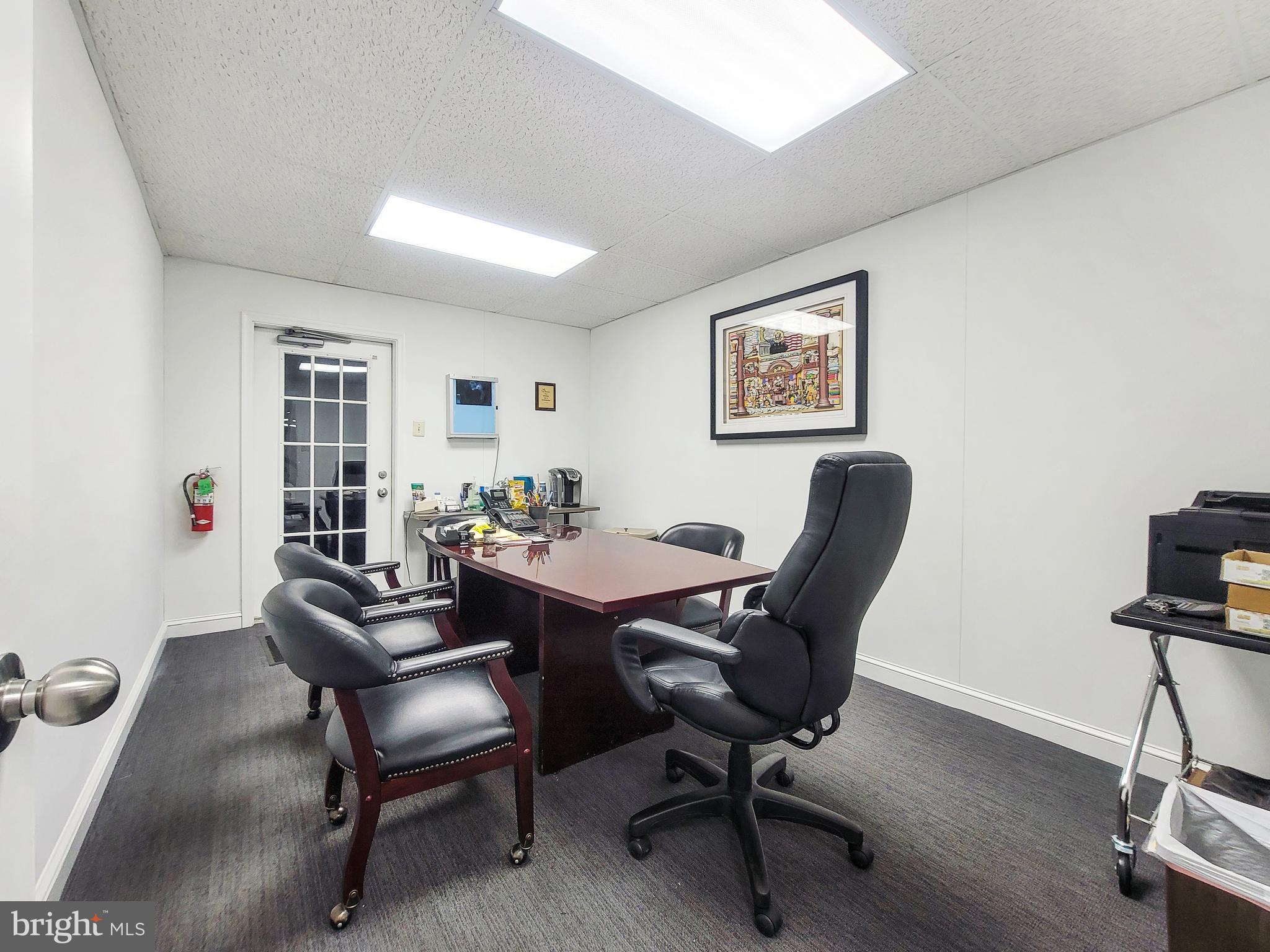 593 BETHLEHEM PIKE 1B