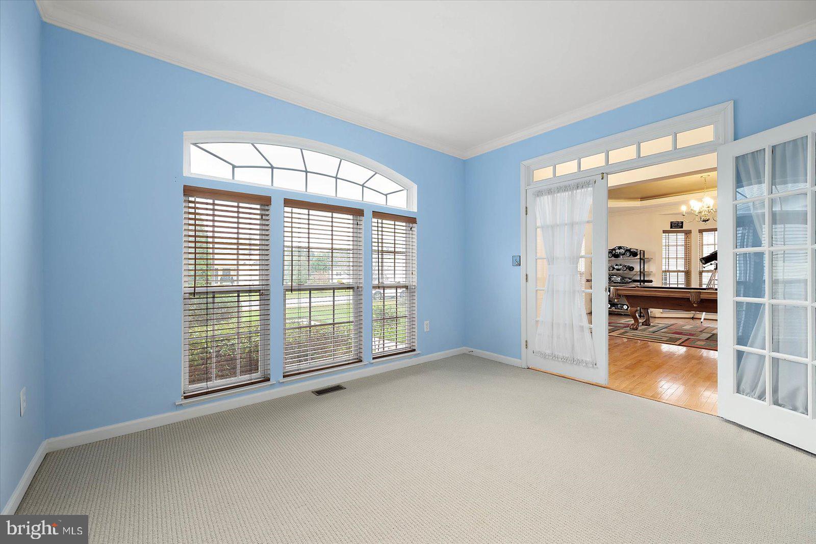 FRANKLIN KNOLL - Residential