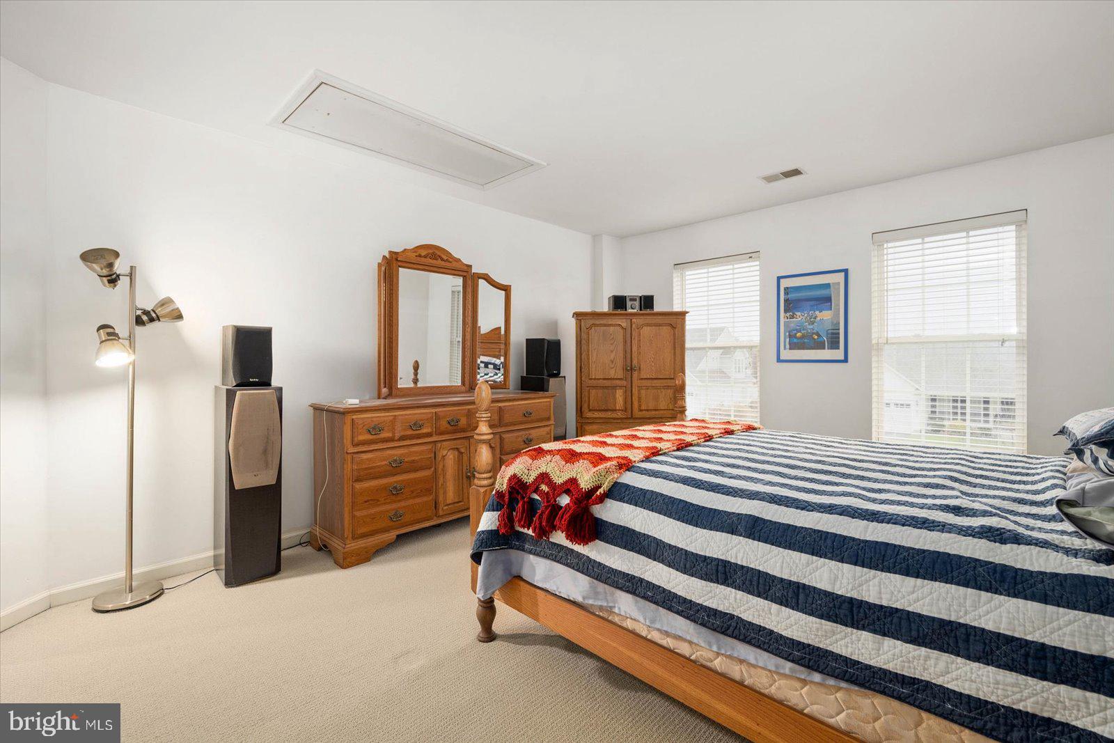 FRANKLIN KNOLL - Residential