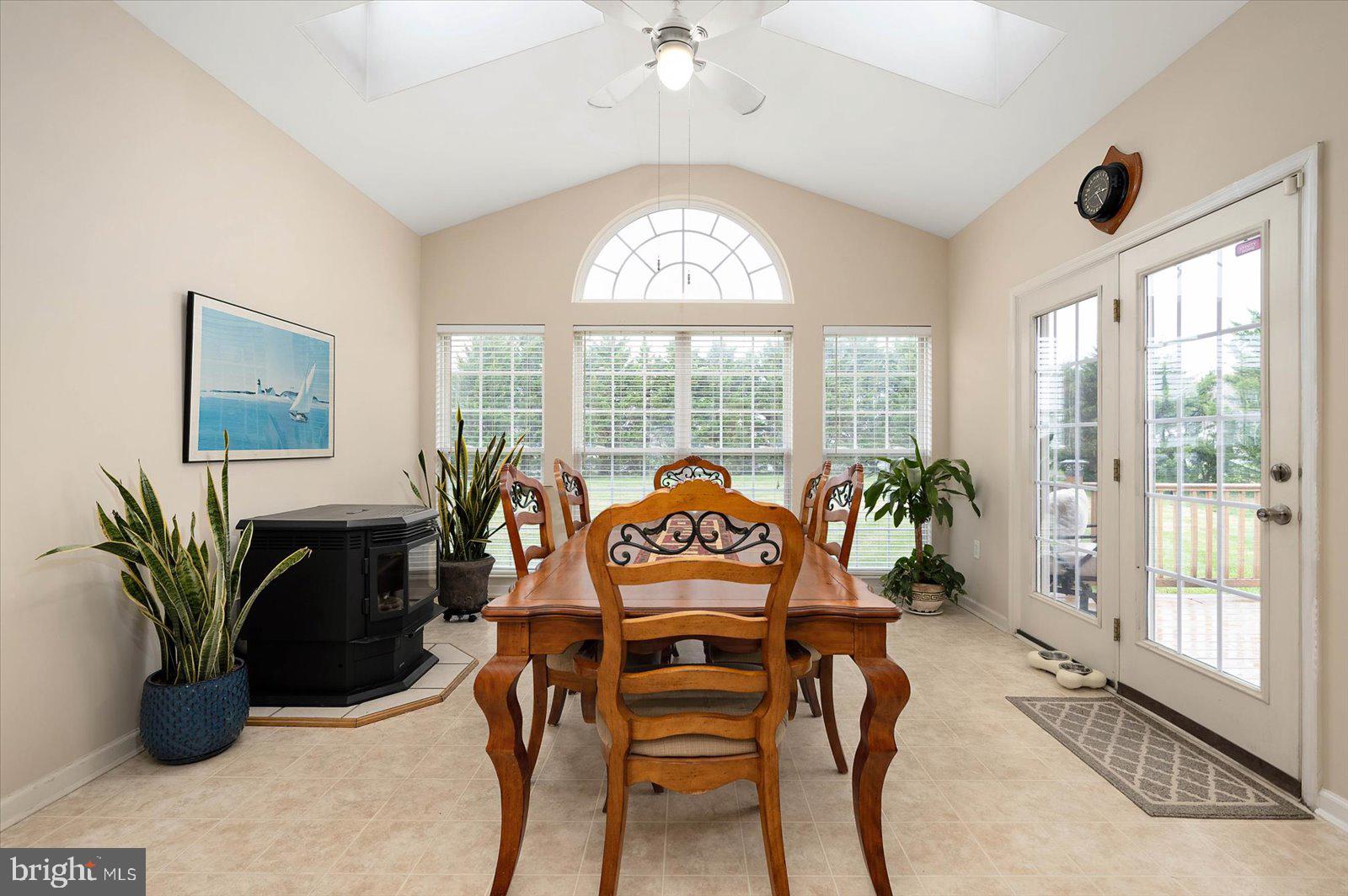 FRANKLIN KNOLL - Residential