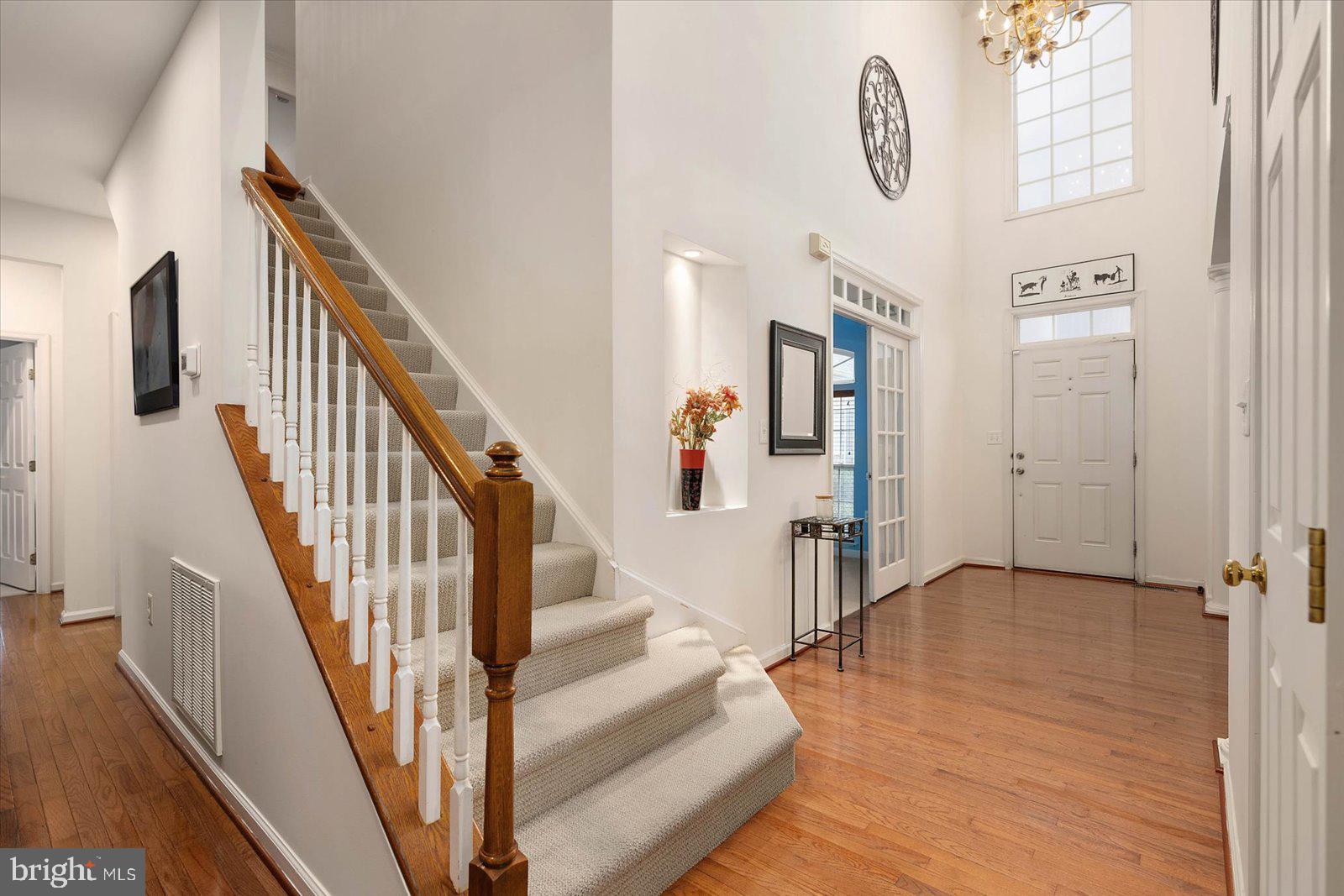 FRANKLIN KNOLL - Residential