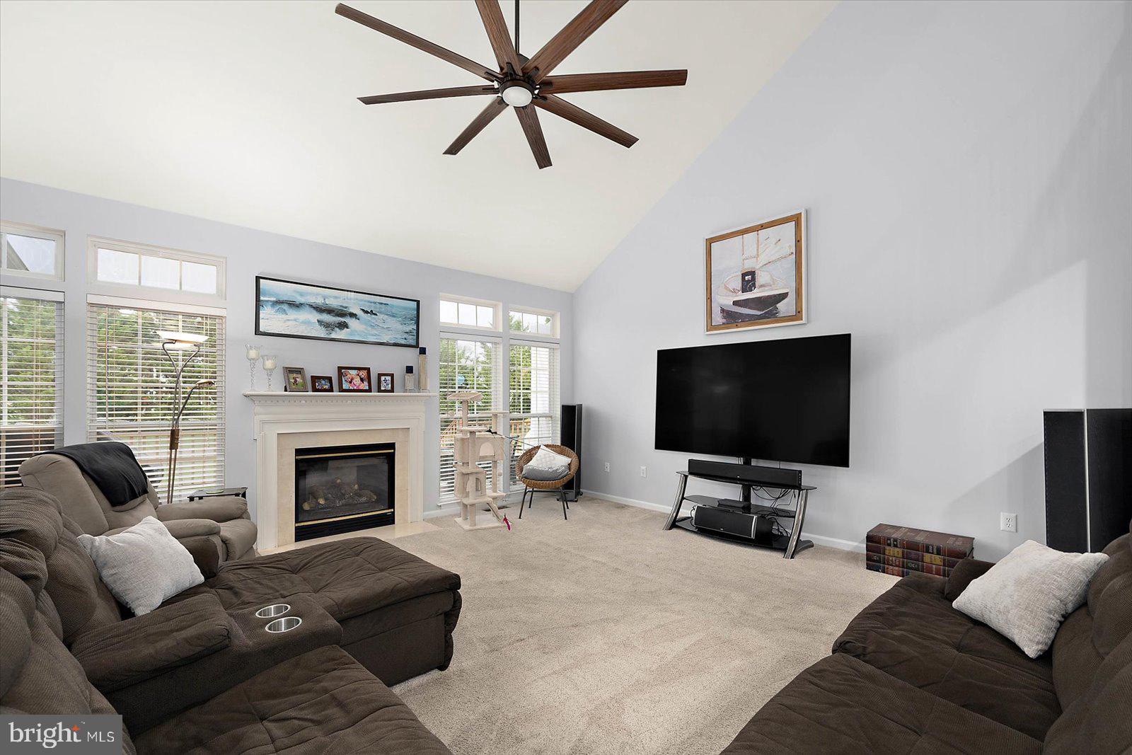 FRANKLIN KNOLL - Residential