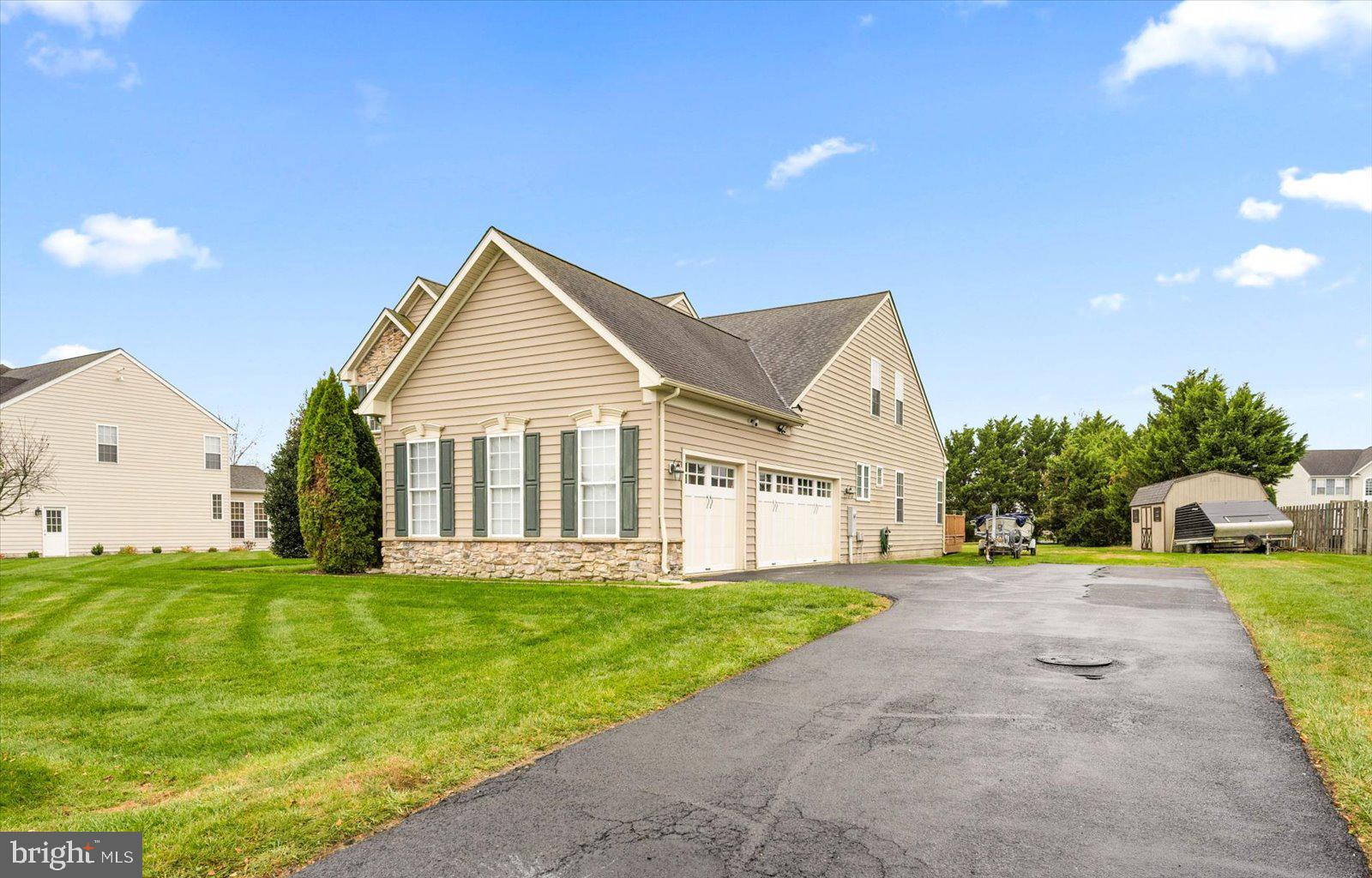 FRANKLIN KNOLL - Residential