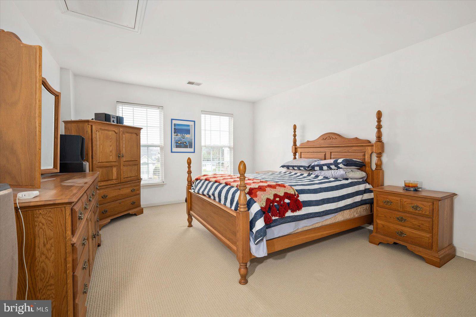 FRANKLIN KNOLL - Residential