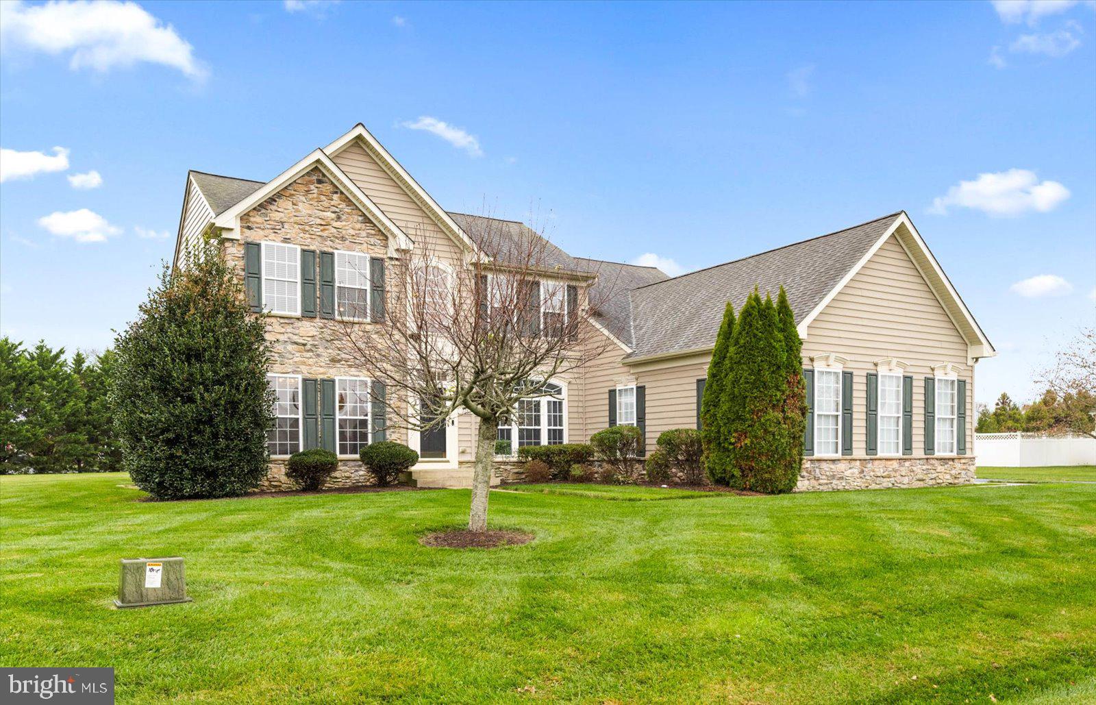 FRANKLIN KNOLL - Residential