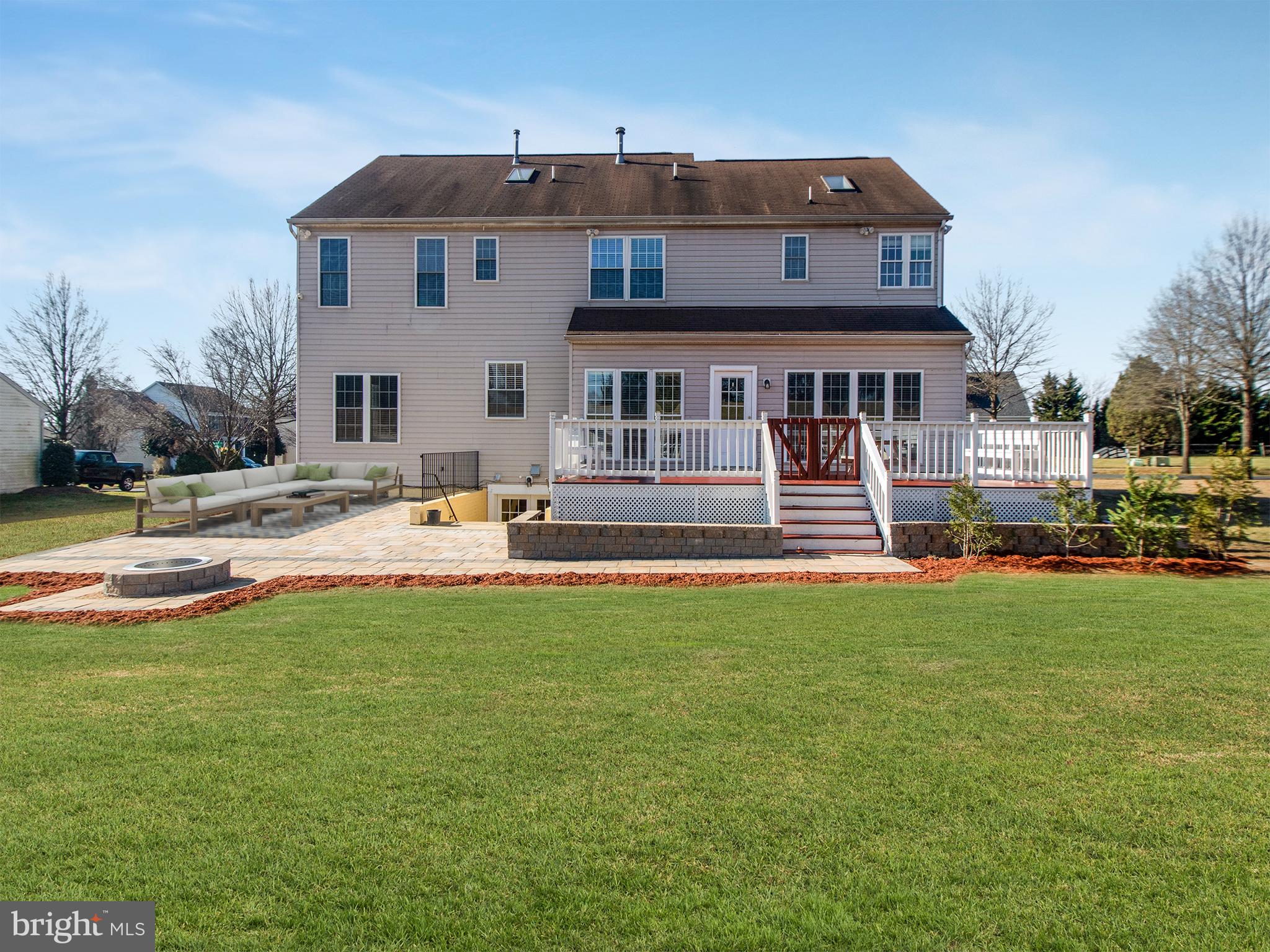 BRIARCLIFF MANOR - Residential
