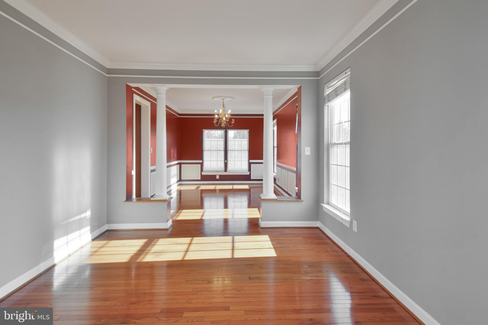 BRIARCLIFF MANOR - Residential