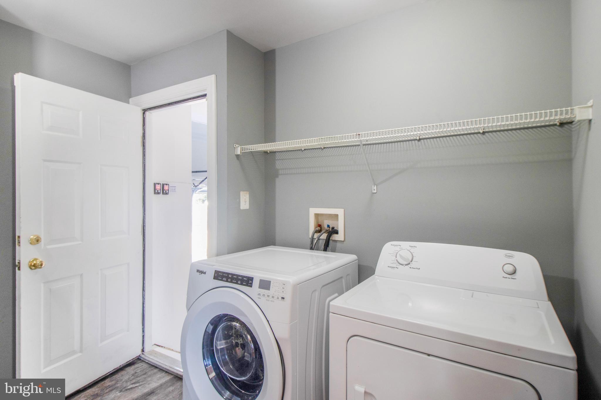 BRIARCLIFF MANOR - Residential