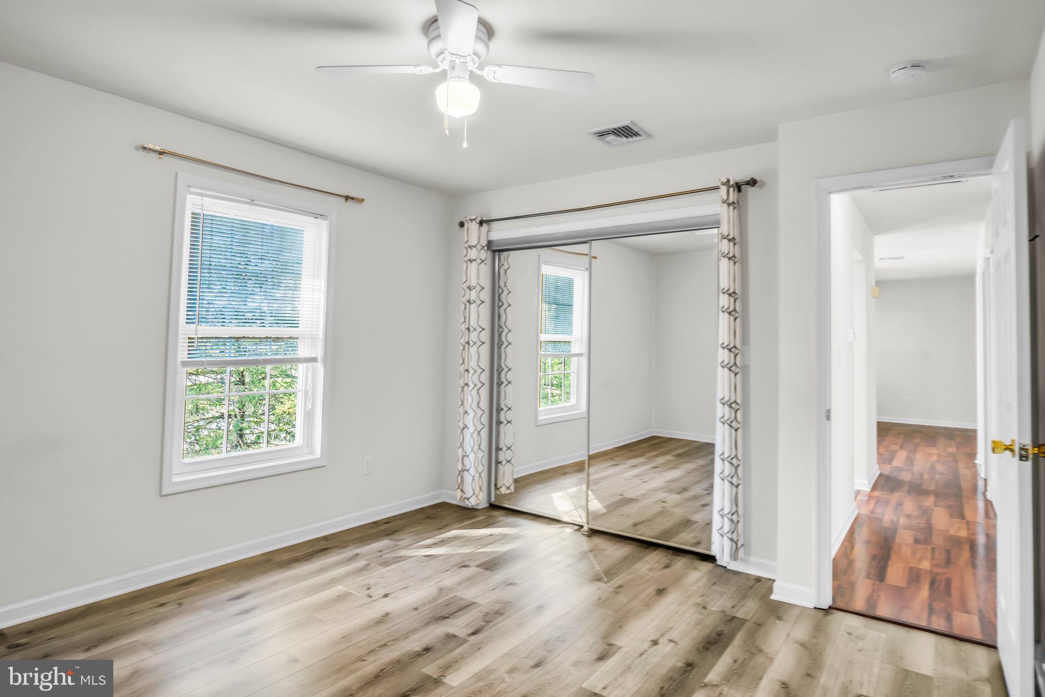 PORTLAND COURT - Residential