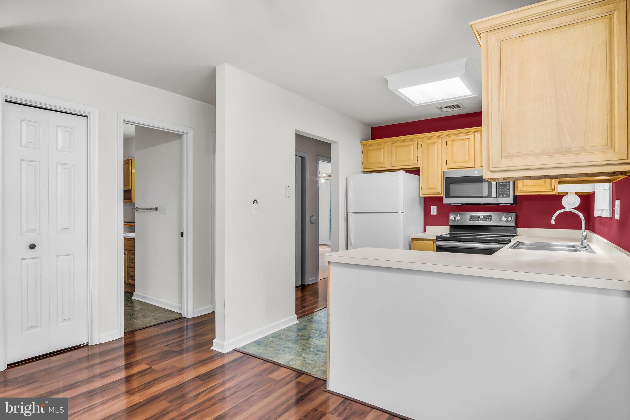 PORTLAND COURT - Residential