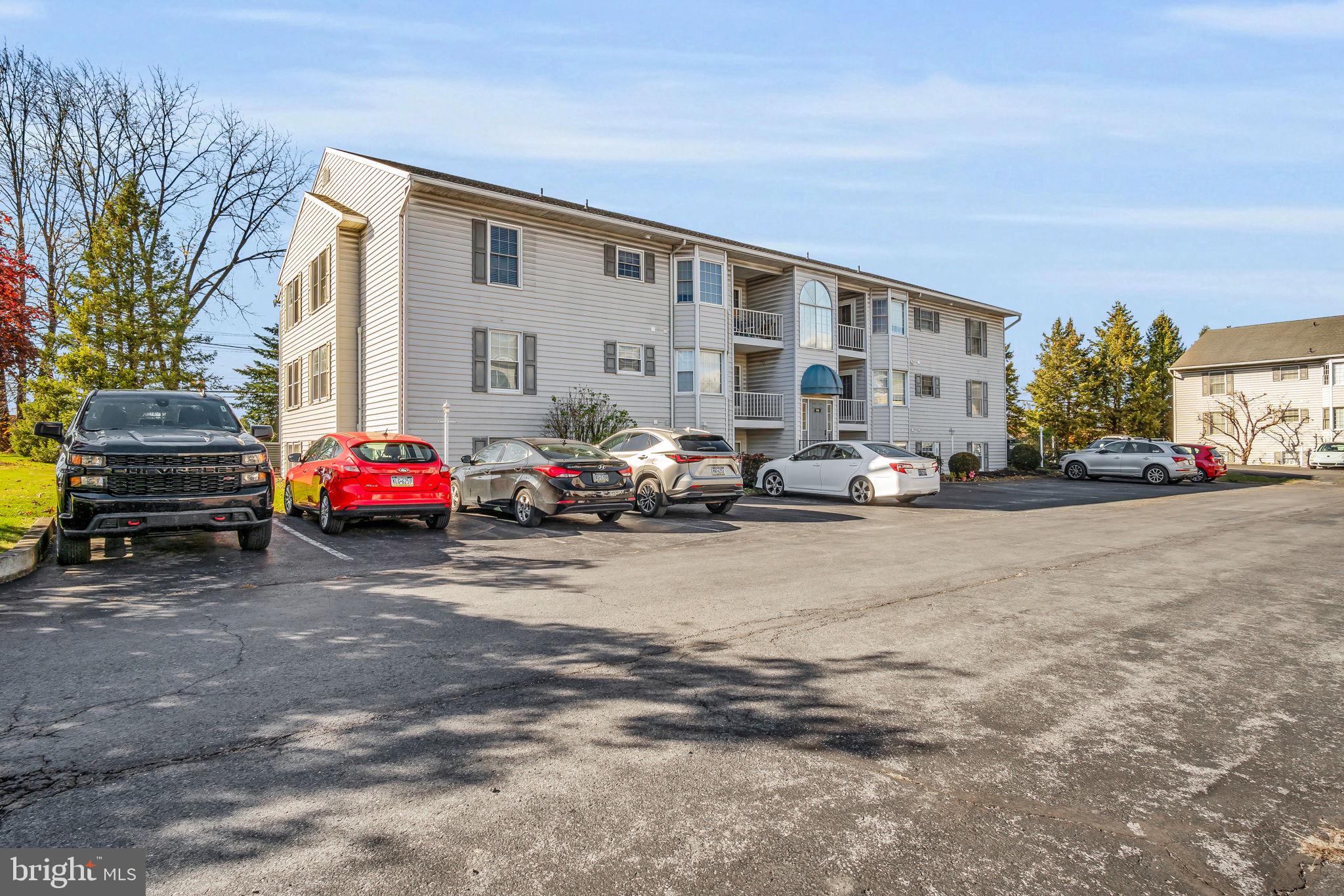 PORTLAND COURT - Residential