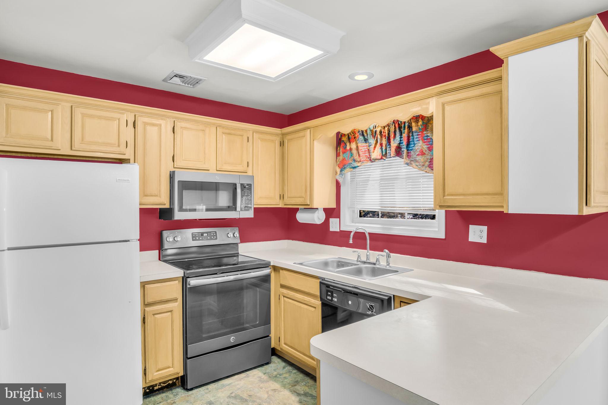 PORTLAND COURT - Residential